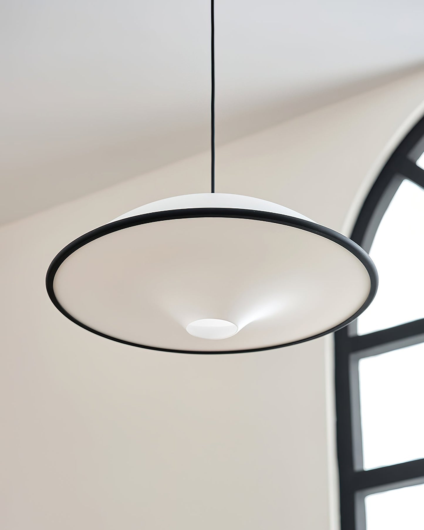 Suspension Moderne Fontana - Lampe LED Minimaliste Inspirée des UFOs