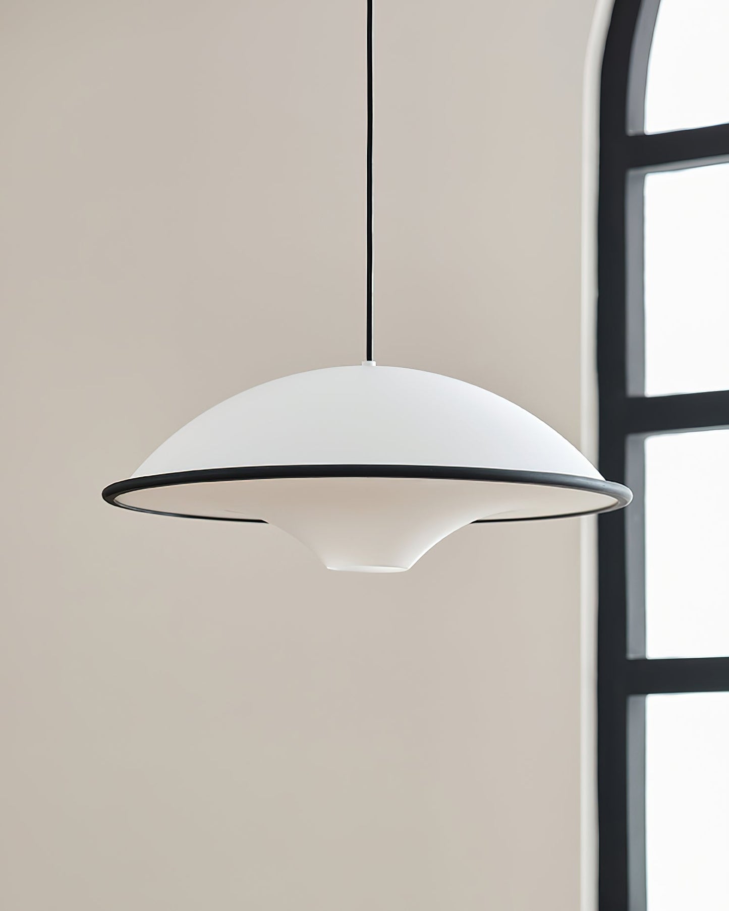 Suspension Moderne Fontana - Lampe LED Minimaliste Inspirée des UFOs