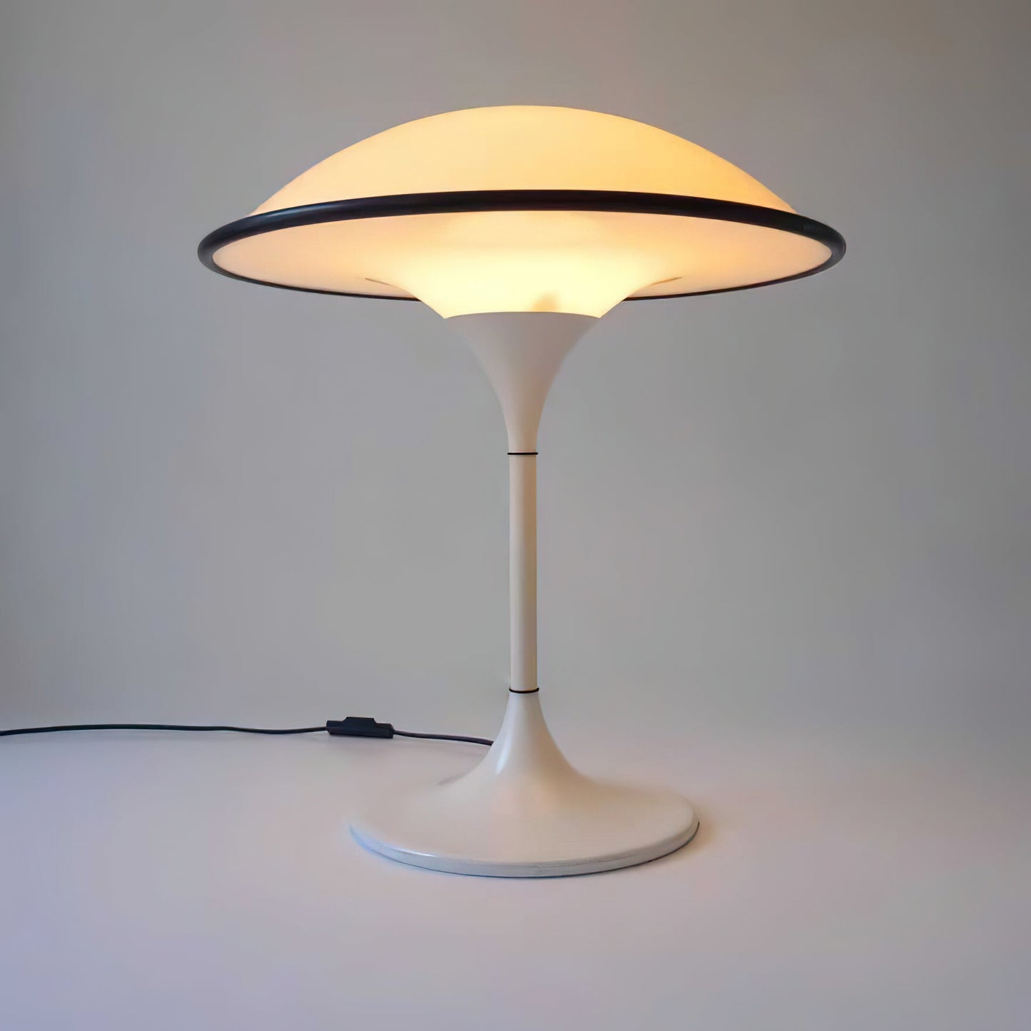 Lampe de Table Fontana - Design Moderne et Rétro avec Éclairage LED