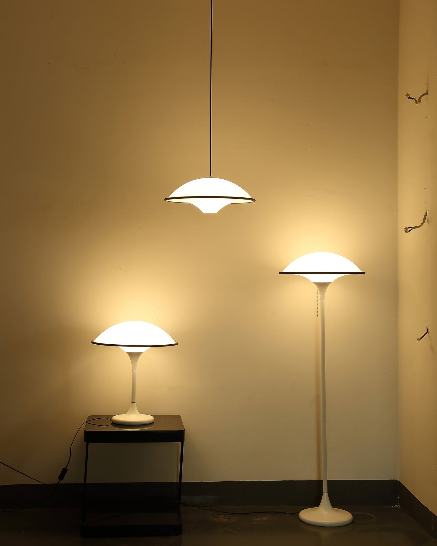 Lampe de Table Fontana - Design Moderne et Rétro avec Éclairage LED