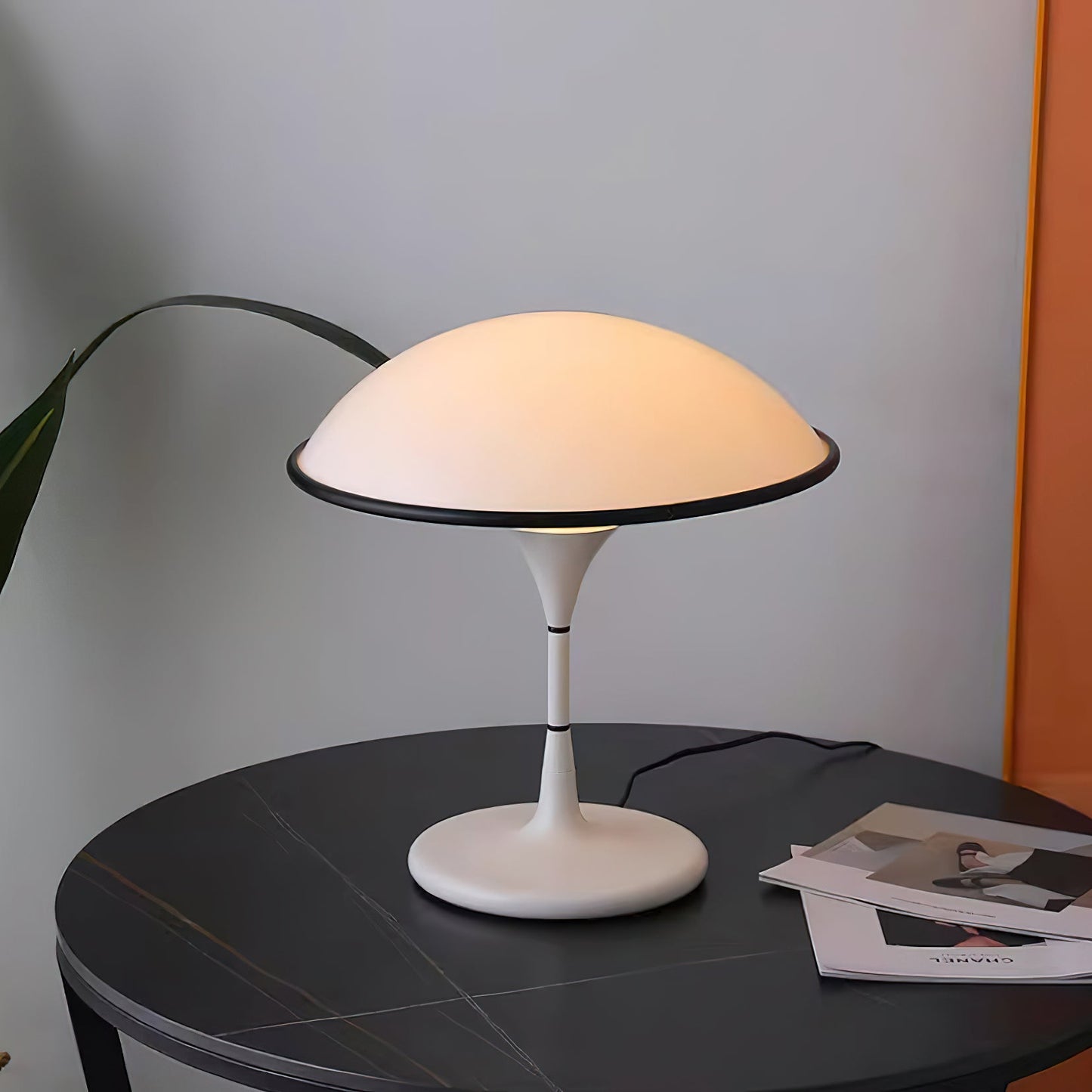 Lampe de Table Fontana - Design Moderne et Rétro avec Éclairage LED