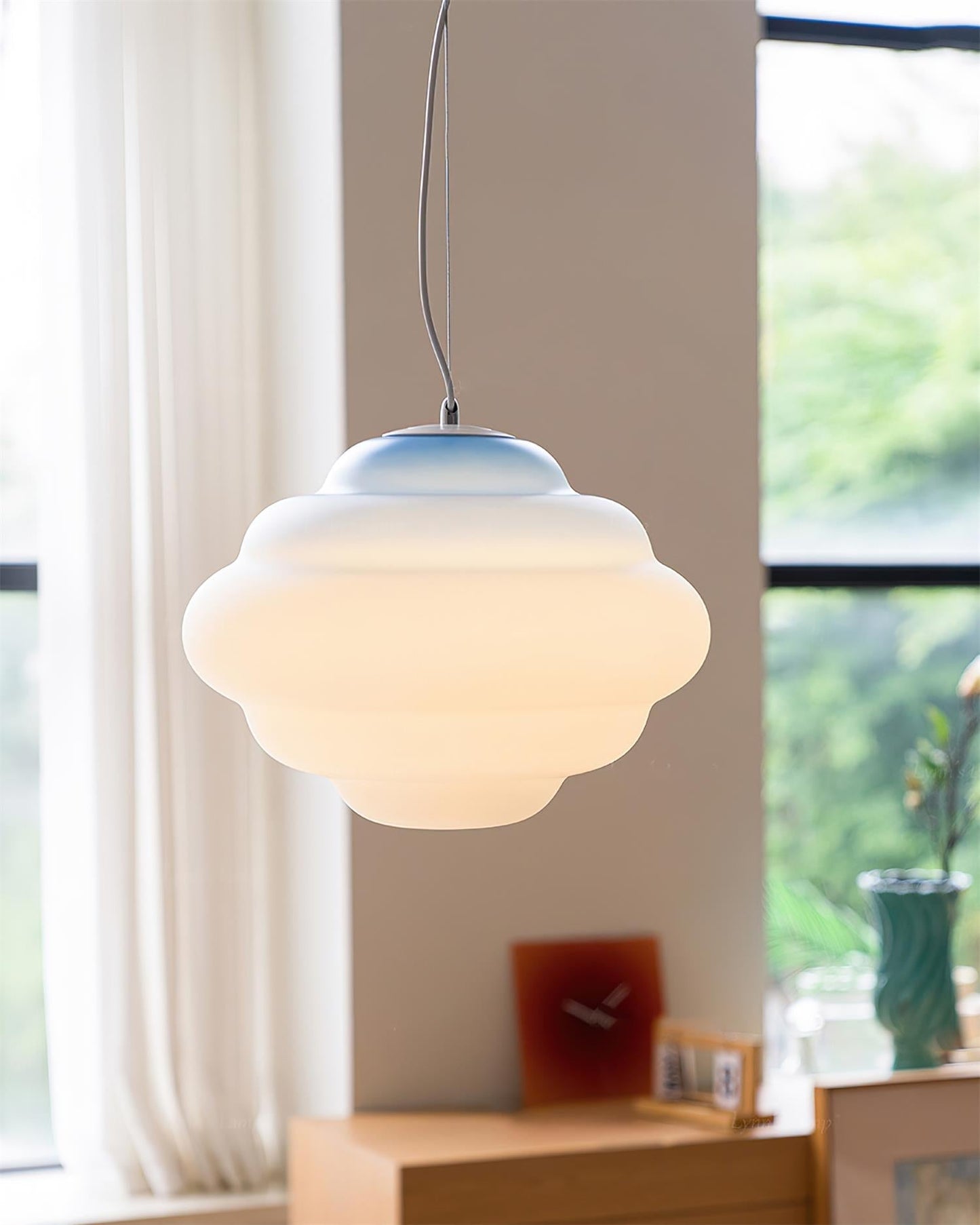 Suspension Gradient Cloudy en Verre Mat - Éclairage LED Décoratif Coloré