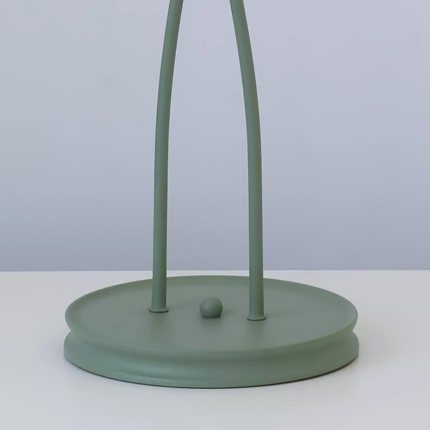 Lampadaire Calla Flowers – Éclairage Élégant avec Fleurs Blanches et Design Raffiné