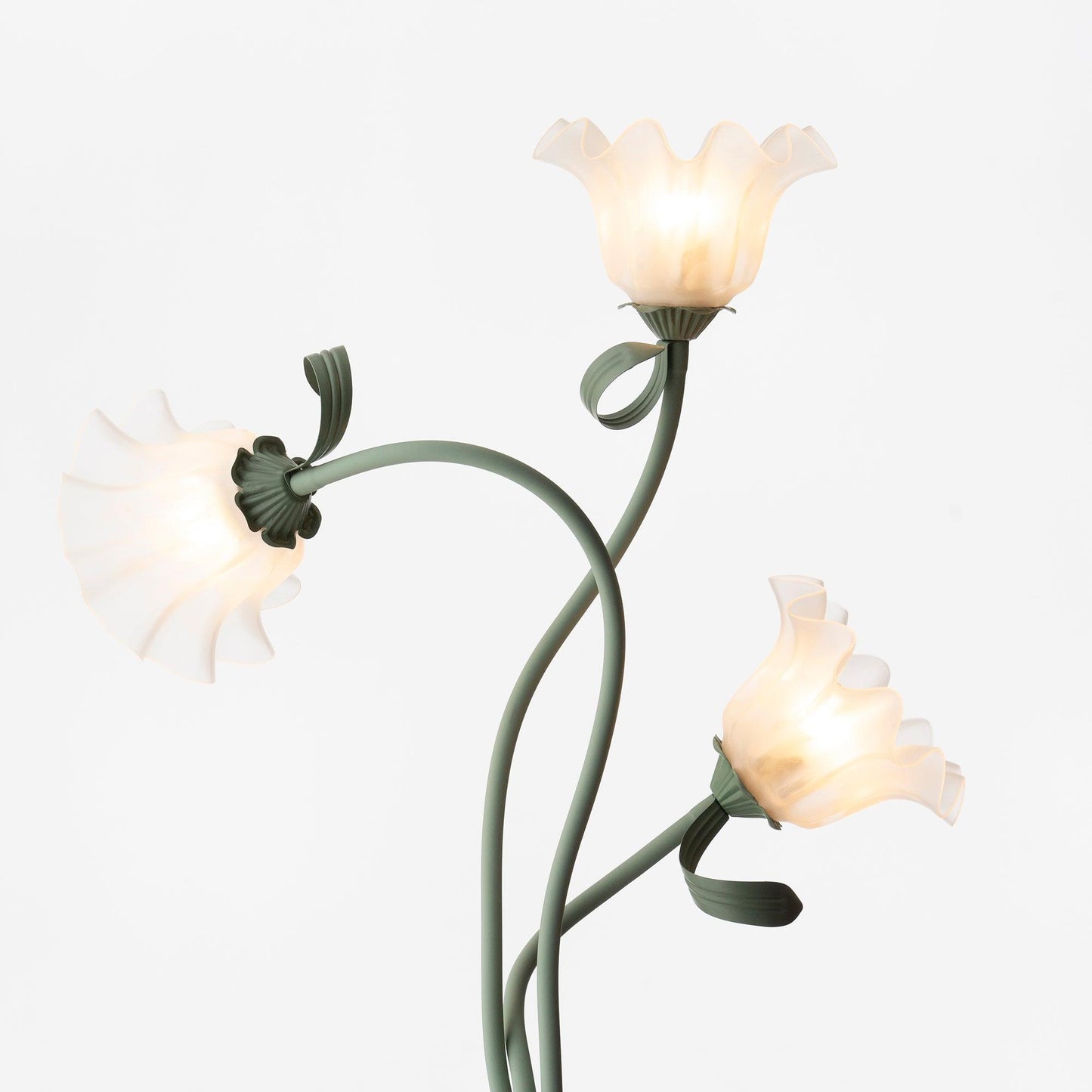 Lampadaire Calla Flowers – Éclairage Élégant avec Fleurs Blanches et Design Raffiné