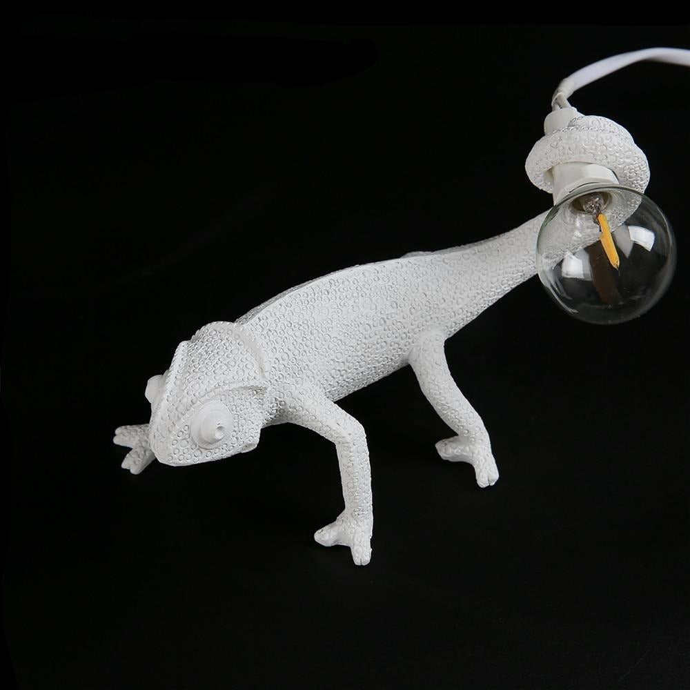 Lampe de Table Animalière en Résine - Lézard Unique et Élégant