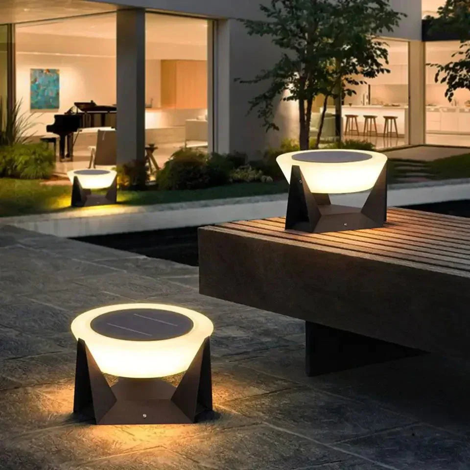 Lampe Solaire LED Haute Efficacité – Éclairage Extérieur avec Panneau Solaire IP65