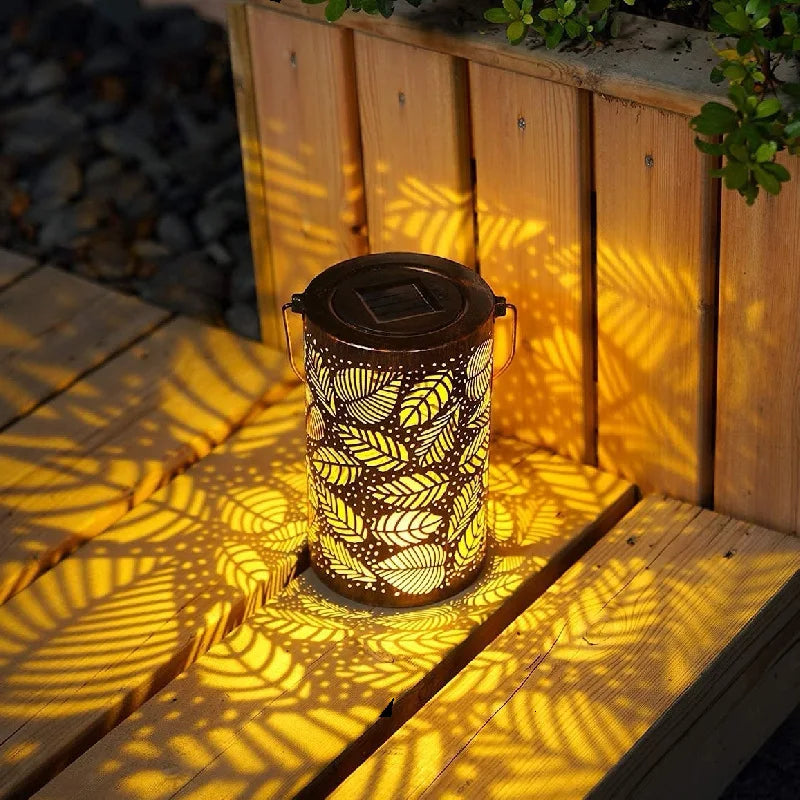 Luminous Leaf Lantern – Lampe Solaire Décorative en Forme de Feuilles, Éclairage Extérieur pour Jardin et Terrasse