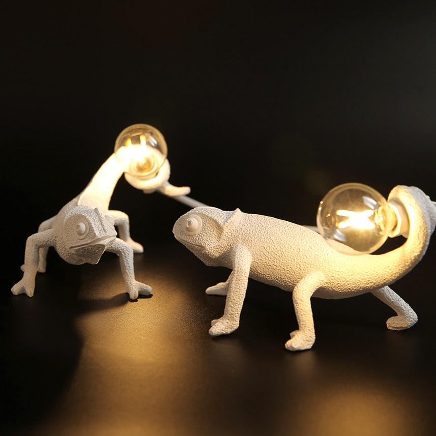 Lampe de Table Animalière en Résine - Lézard Unique et Élégant