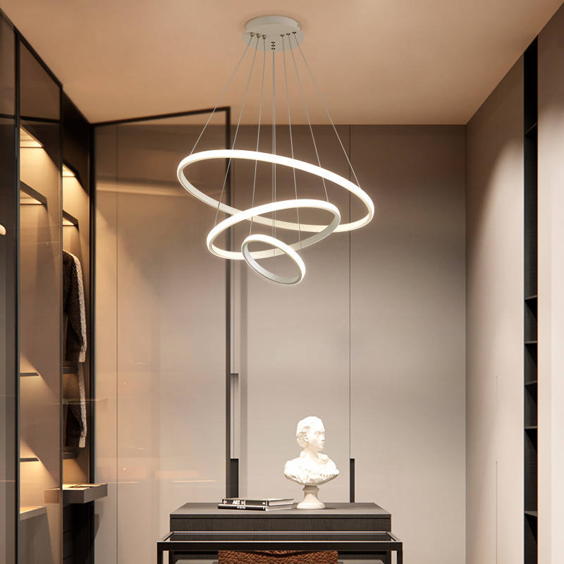 ArishaLight - Plafonnier Moderne avec 3 Anneaux Ajustables, Design Élégant et Fonctionnel