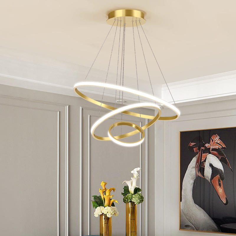 ArishaLight - Plafonnier Moderne avec 3 Anneaux Ajustables, Design Élégant et Fonctionnel