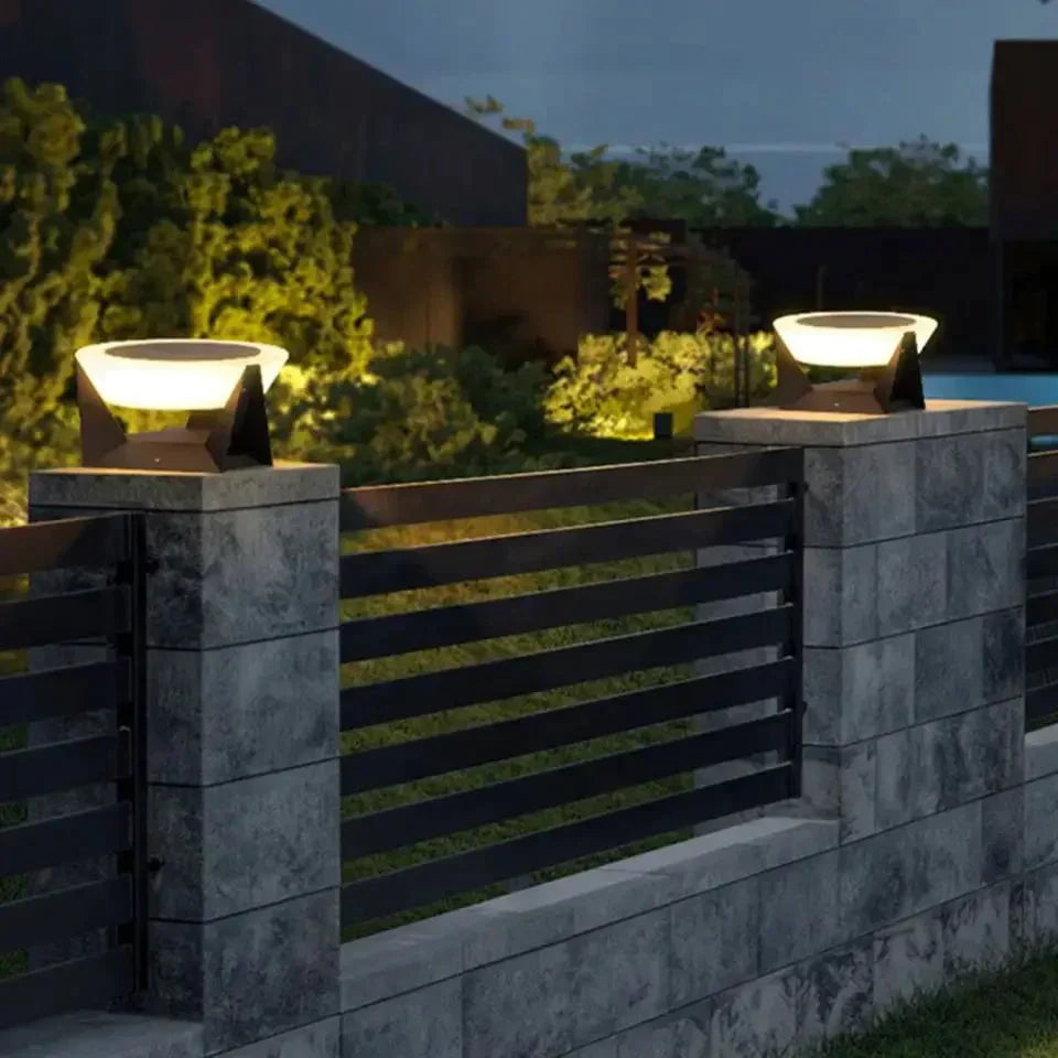 Lampe Solaire LED Haute Efficacité – Éclairage Extérieur avec Panneau Solaire IP65