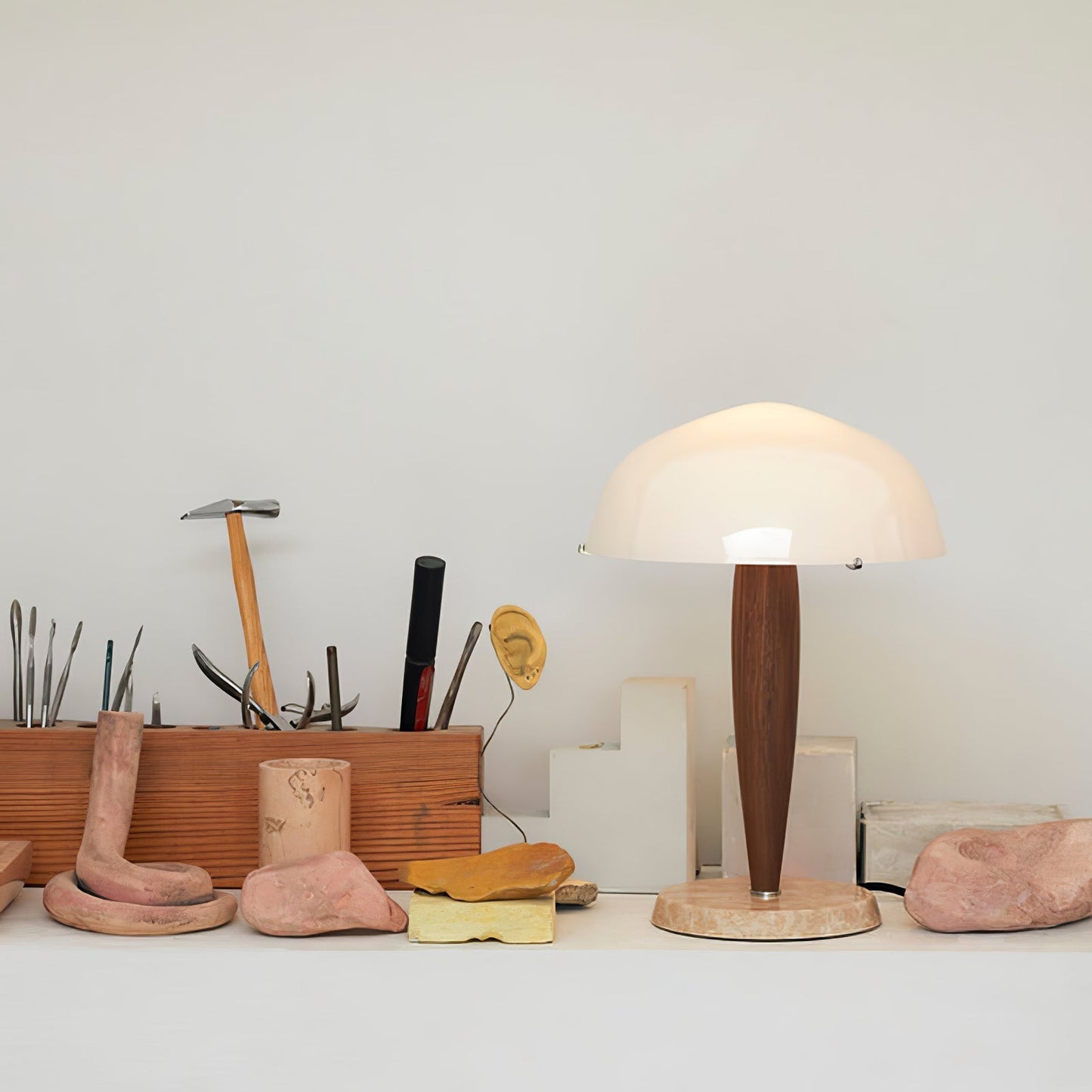 Lampe de Table Herman – Élégance Inspirée et Design Raffiné