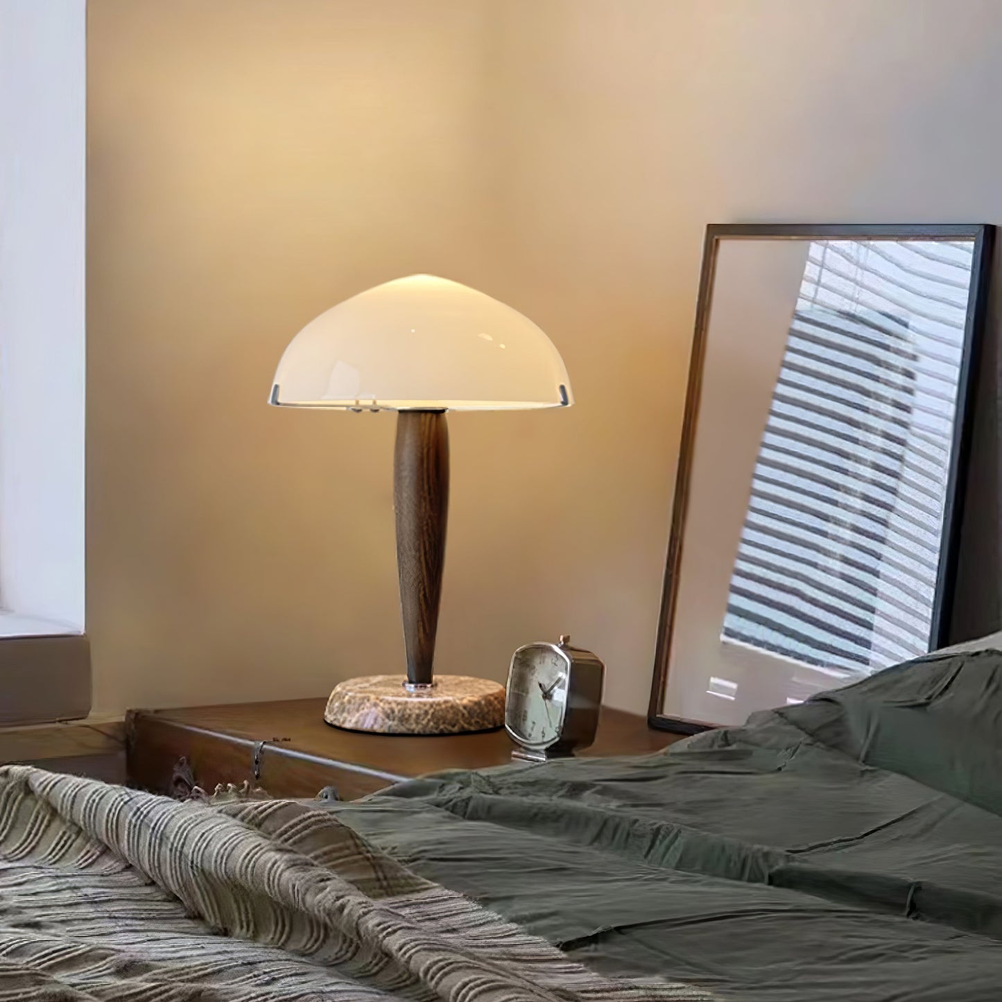 Lampe de Table Herman – Élégance Inspirée et Design Raffiné