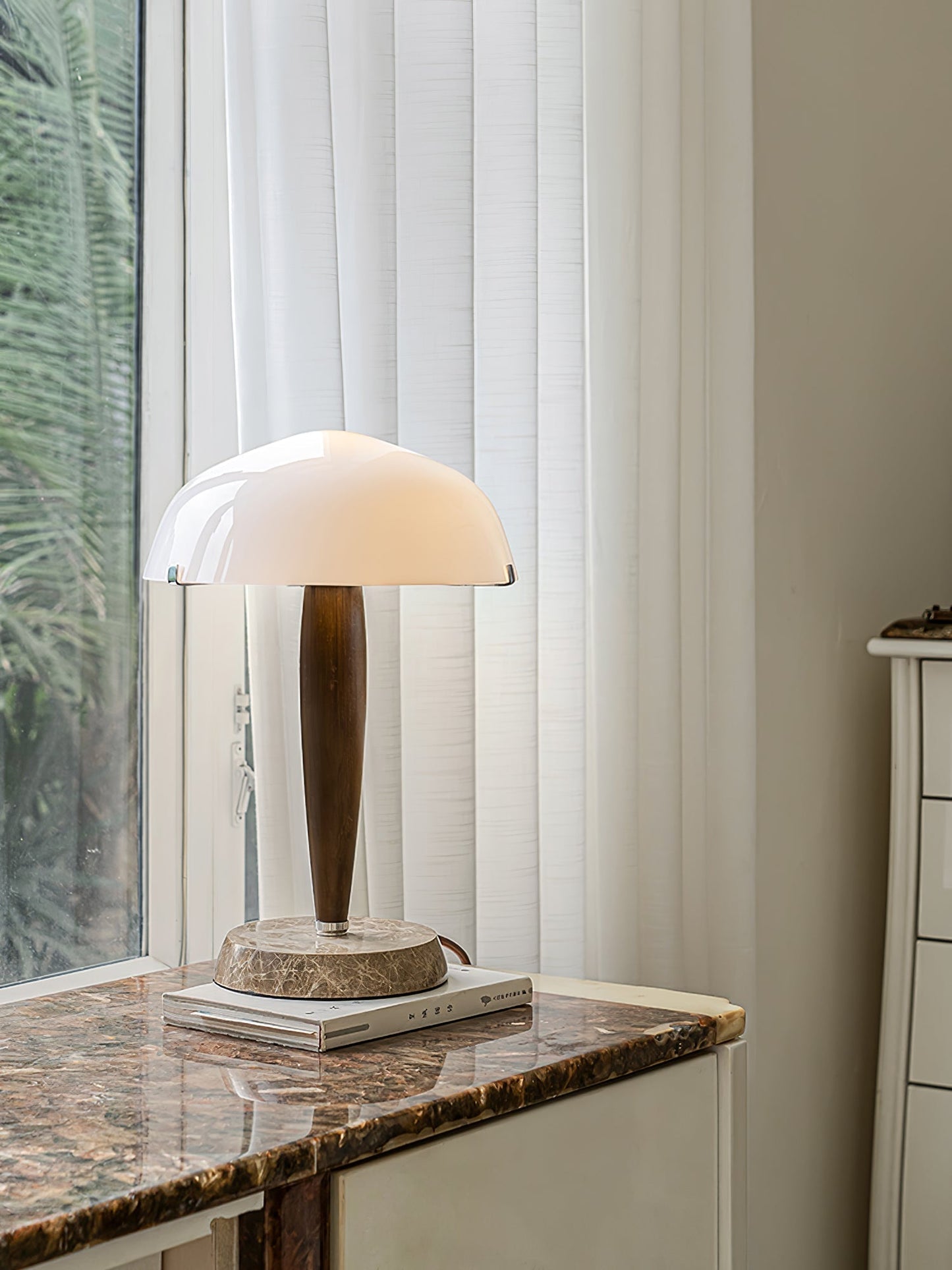 Lampe de Table Herman – Élégance Inspirée et Design Raffiné