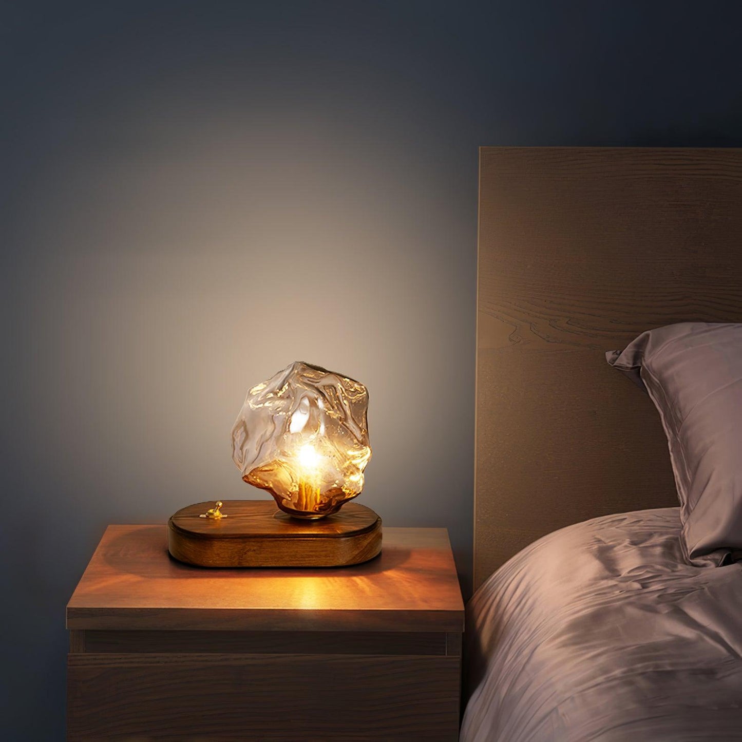Lampe de Table en Verre Ice Stone – Design Élégant avec Base Métal et Bois