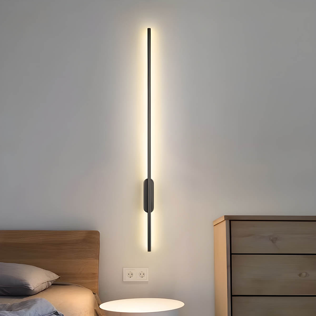 Applique Murale Moderne Lance – Éclairage LED Élégant en Aluminium et Silicone