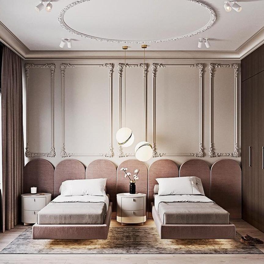 Suspension Mondsichel en Acryl et Laiton - Éclairage LED Moderne et Élégant