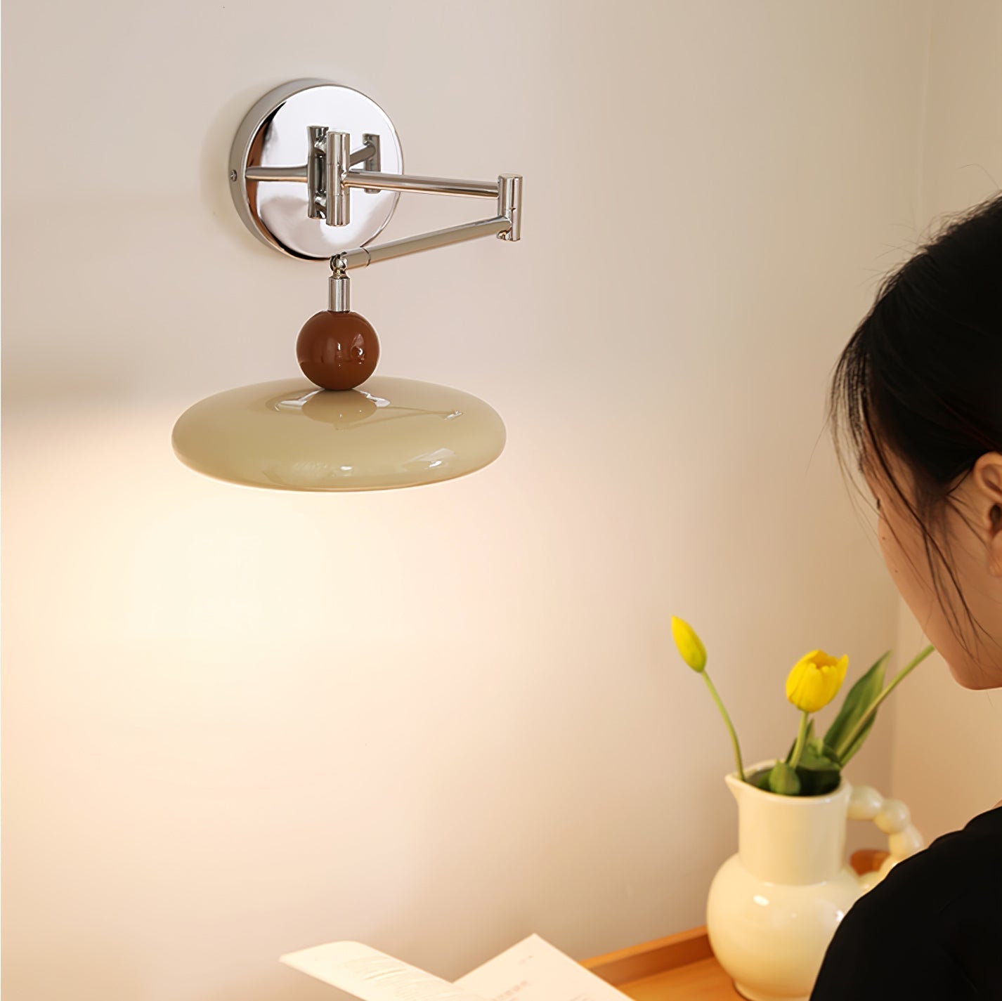 Lampe Murale Swing Arm Lola - Applique Moderne avec Bras Ajustable et LED Intégrée
