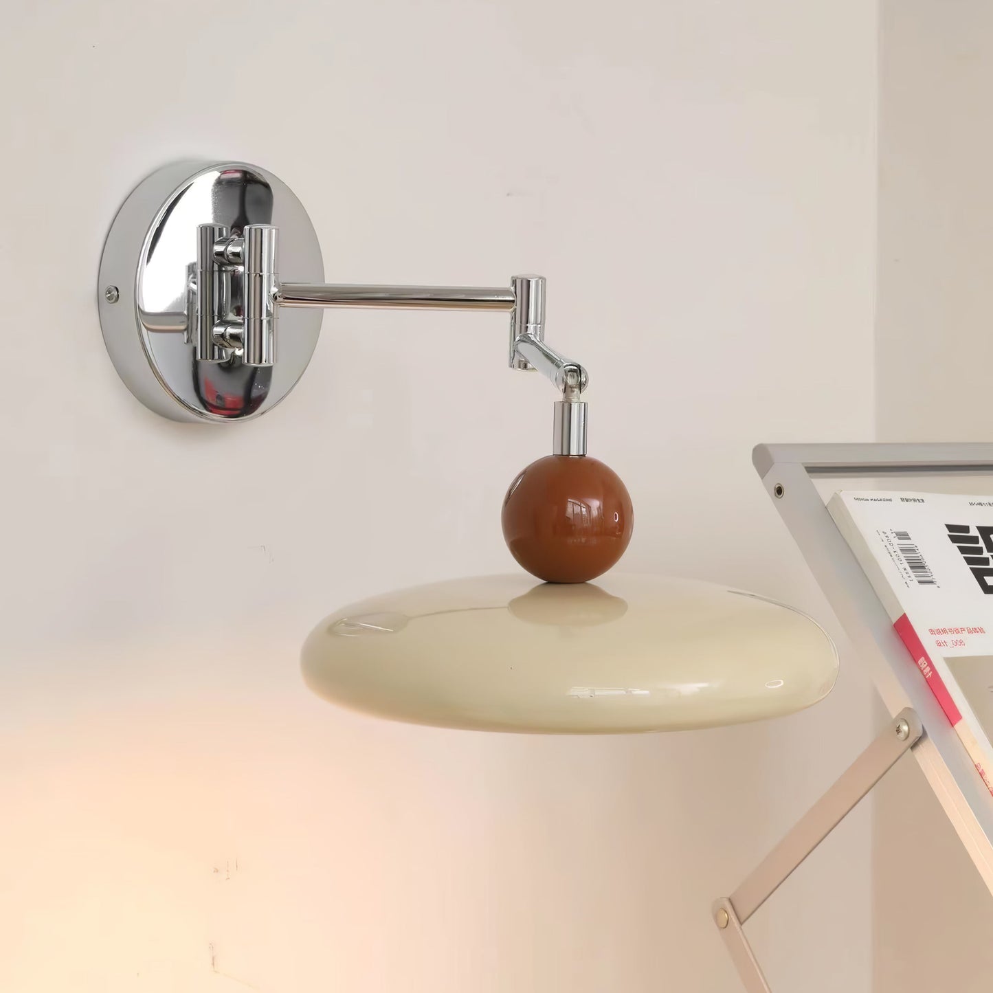 Lampe Murale Swing Arm Lola - Applique Moderne avec Bras Ajustable et LED Intégrée