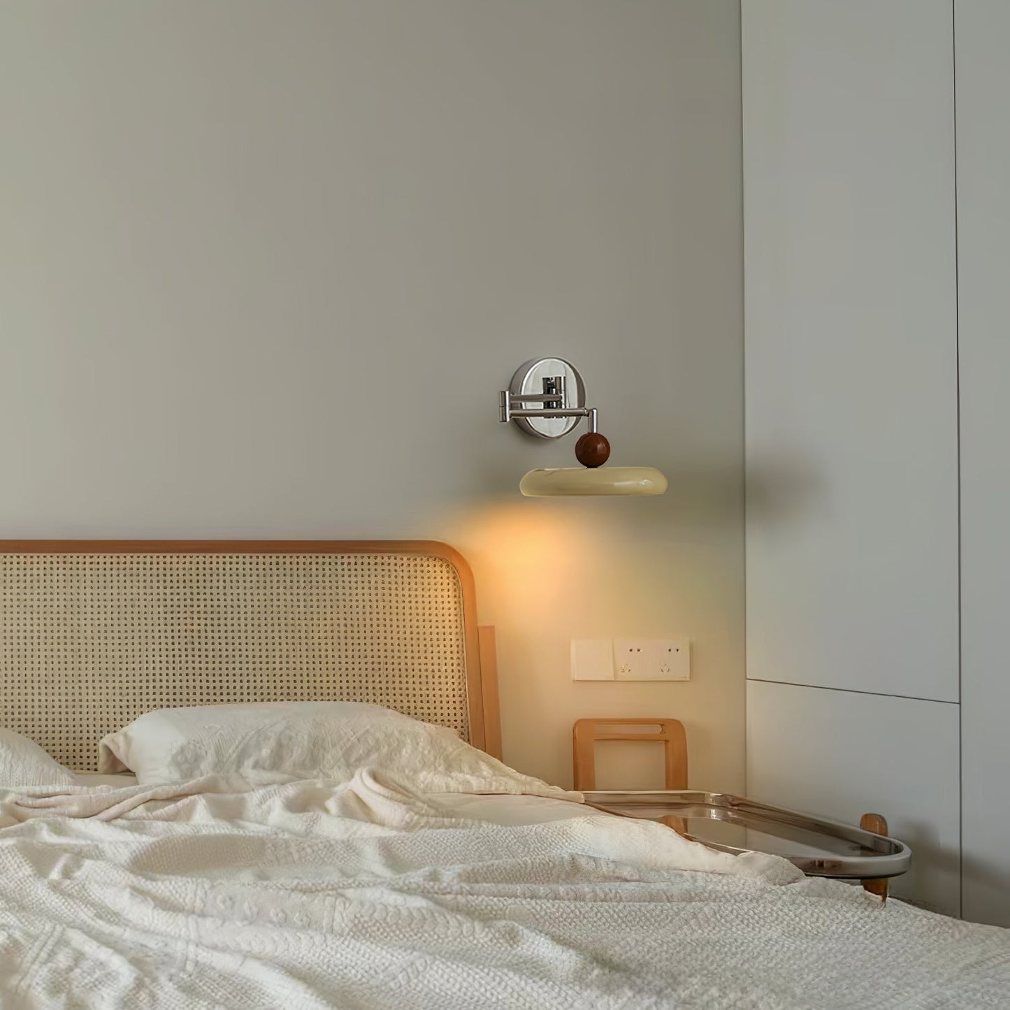 Lampe Murale Swing Arm Lola - Applique Moderne avec Bras Ajustable et LED Intégrée
