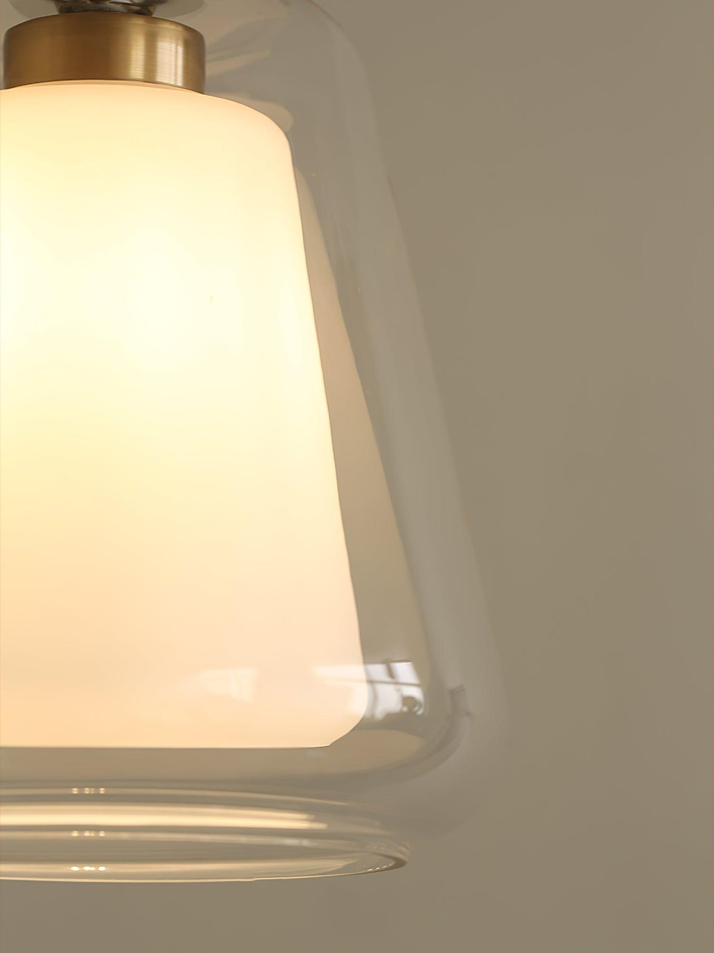 Suspension Lucinda en Verre - Lampe Moderne avec Base en Métal et Éclairage LED