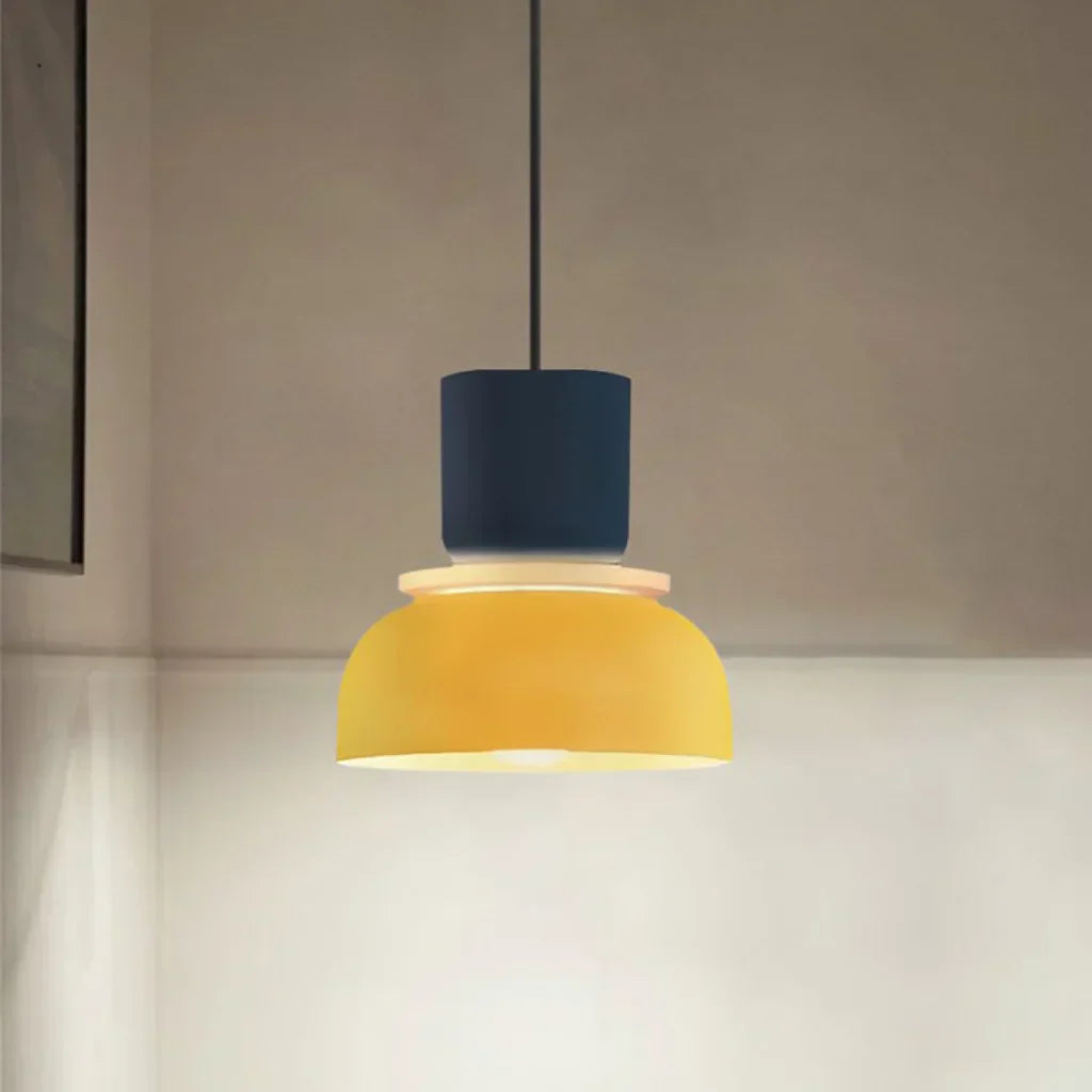 Suspension Moderne en Acrylique – Design Coloré avec Éclat Nordique