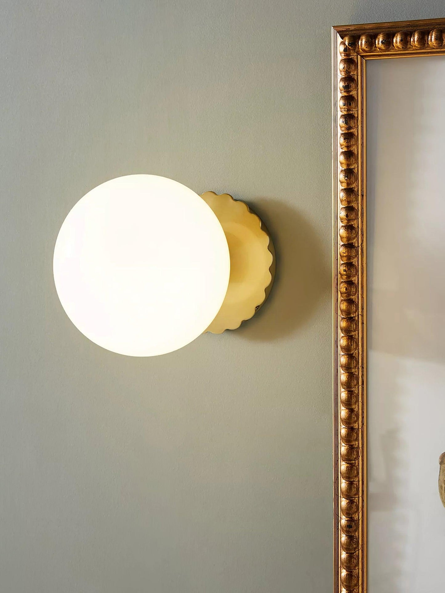 Lampe Moderne en Métal et Verre Rose - Éclairage LED avec Base E27
