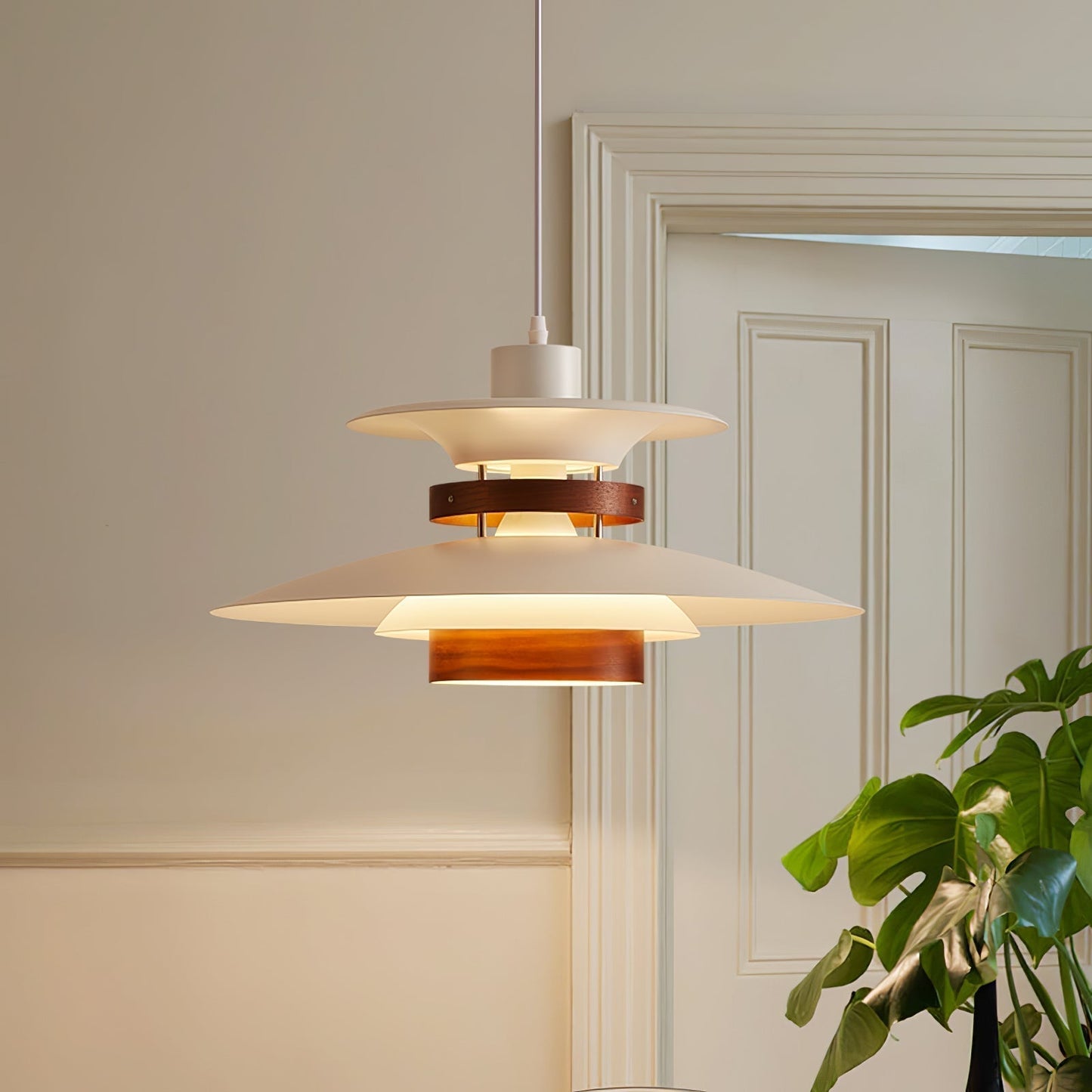 Suspension Mercero – Design Élégant avec LED, Matériaux Haut de Gamme
