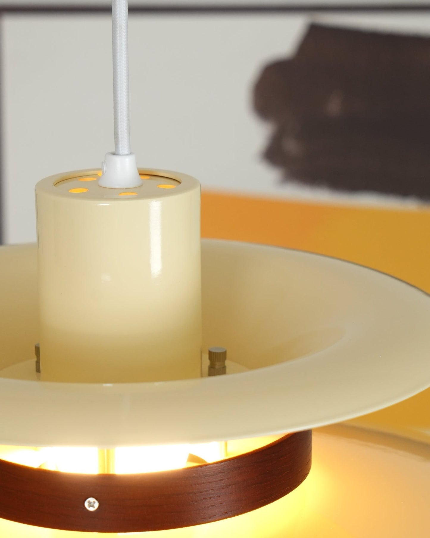 Suspension Mercero – Design Élégant avec LED, Matériaux Haut de Gamme