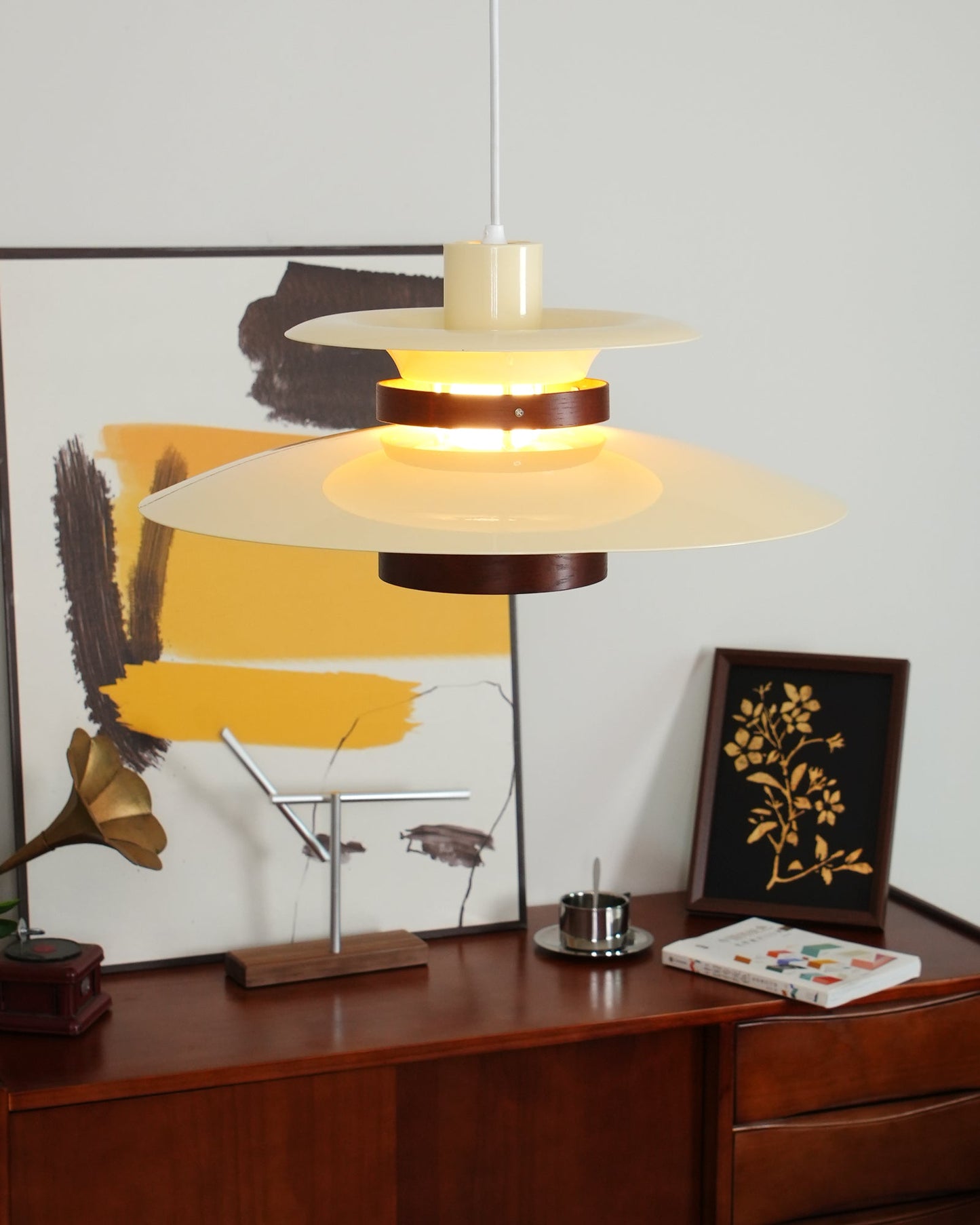 Suspension Mercero – Design Élégant avec LED, Matériaux Haut de Gamme
