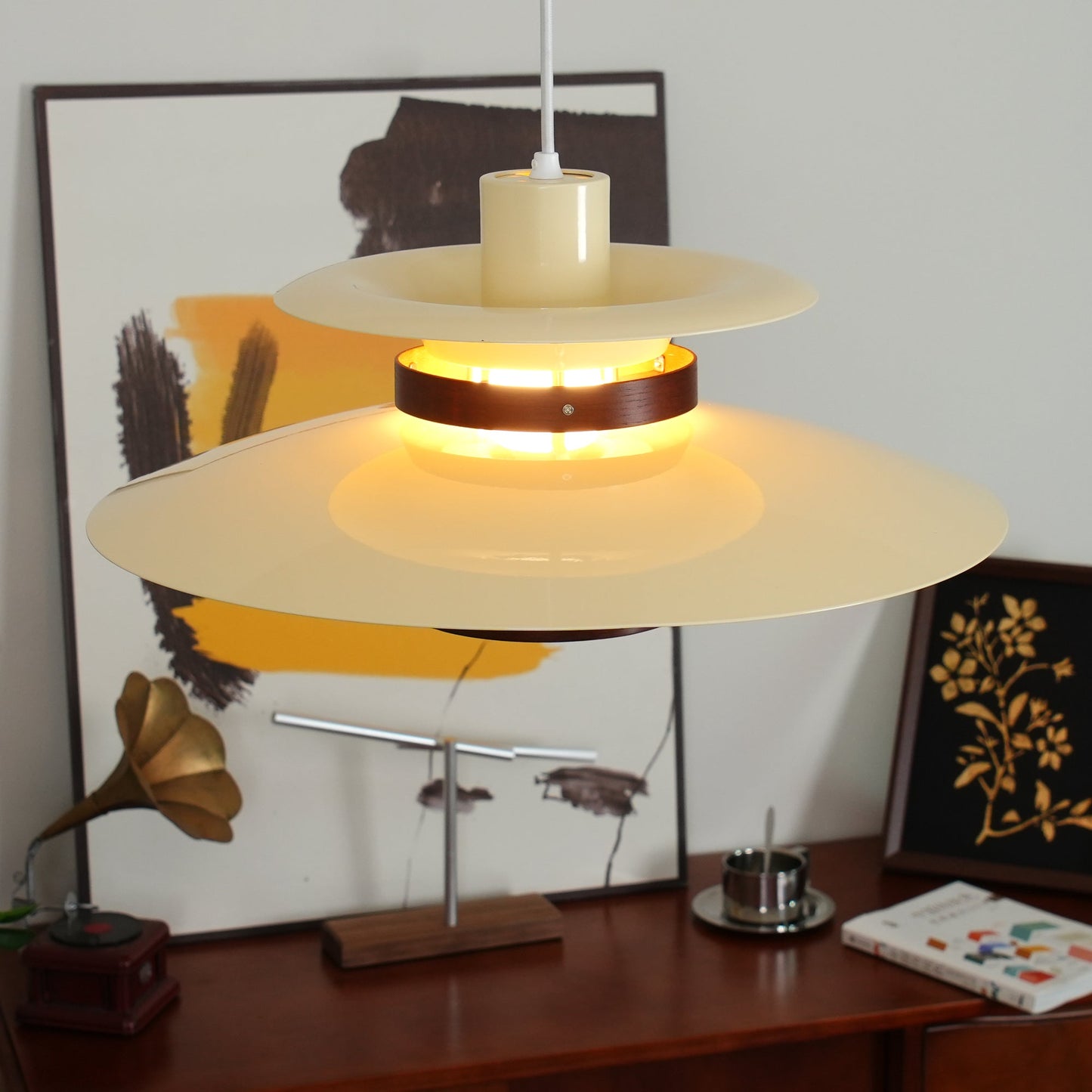Suspension Mercero – Design Élégant avec LED, Matériaux Haut de Gamme