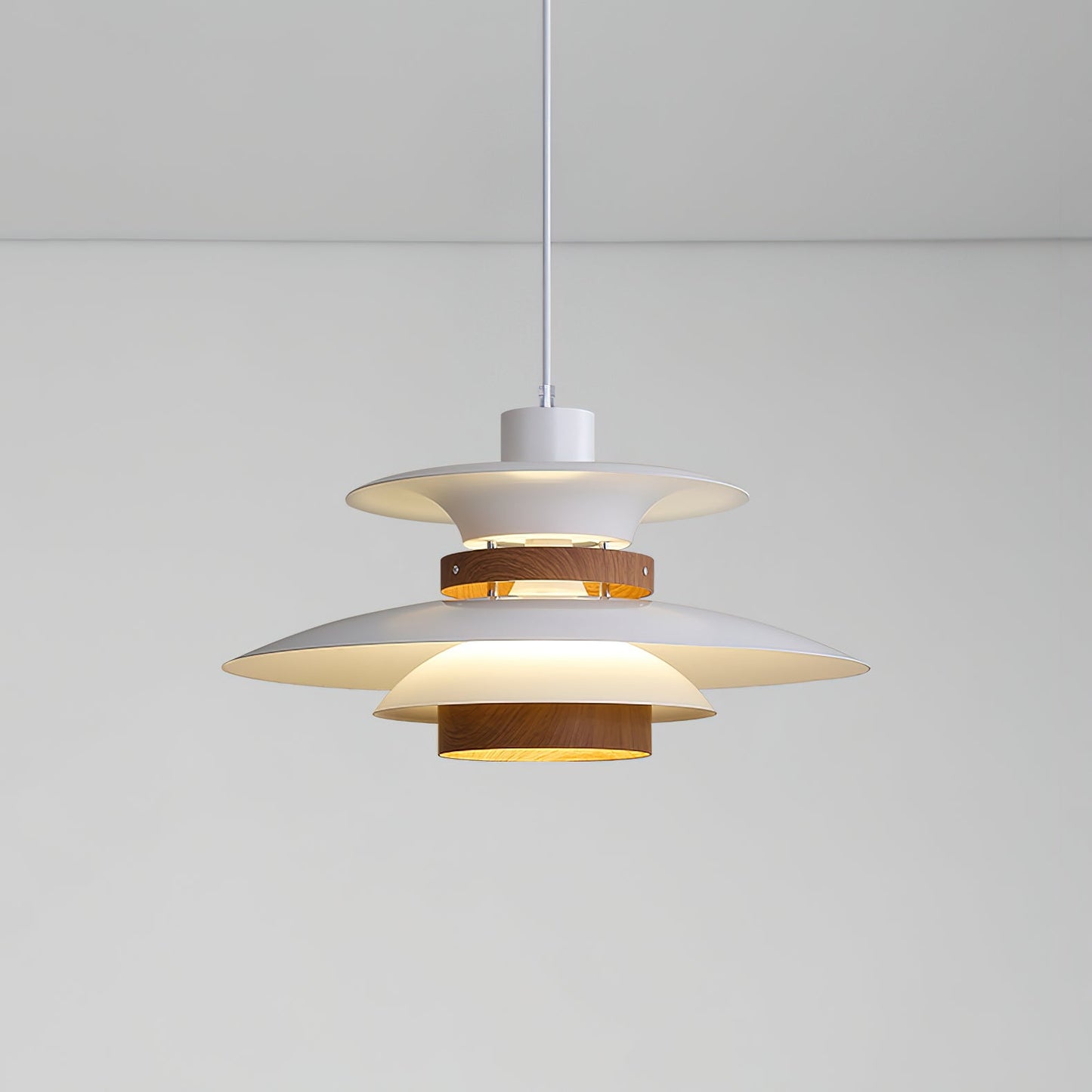 Suspension Mercero – Design Élégant avec LED, Matériaux Haut de Gamme