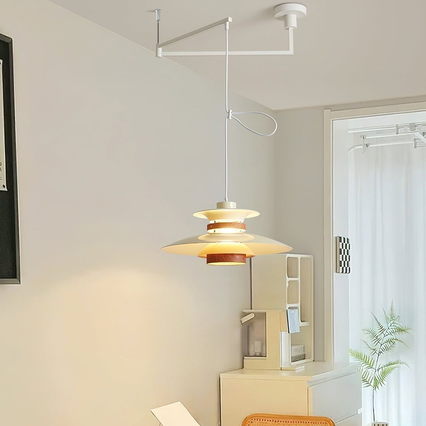 Suspension Mercero à Bras Pivotants – Design Scandinave, Lumière LED