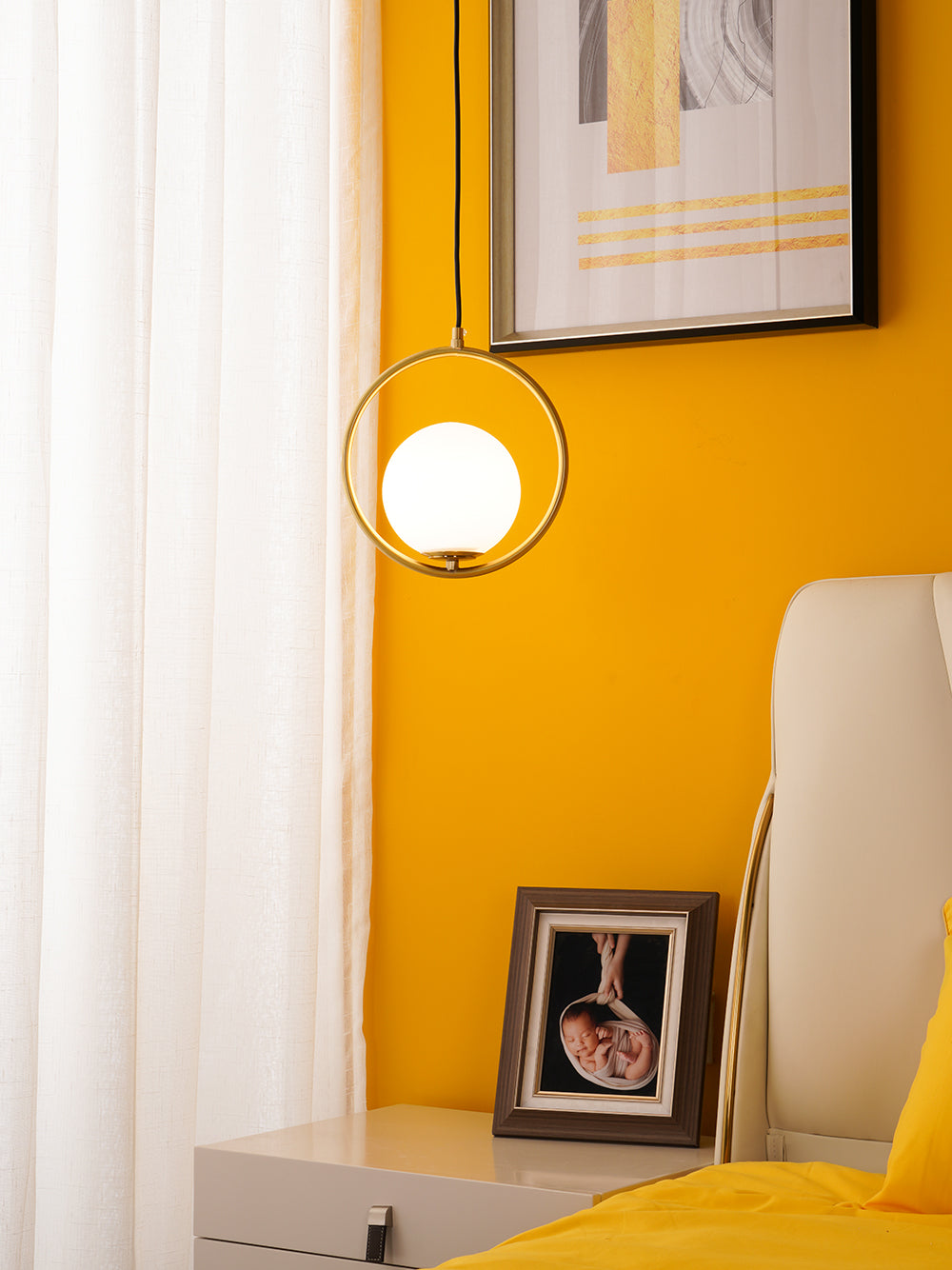 Suspension Mila en Métal et Verre – Lampe Moderne au Design Élégant