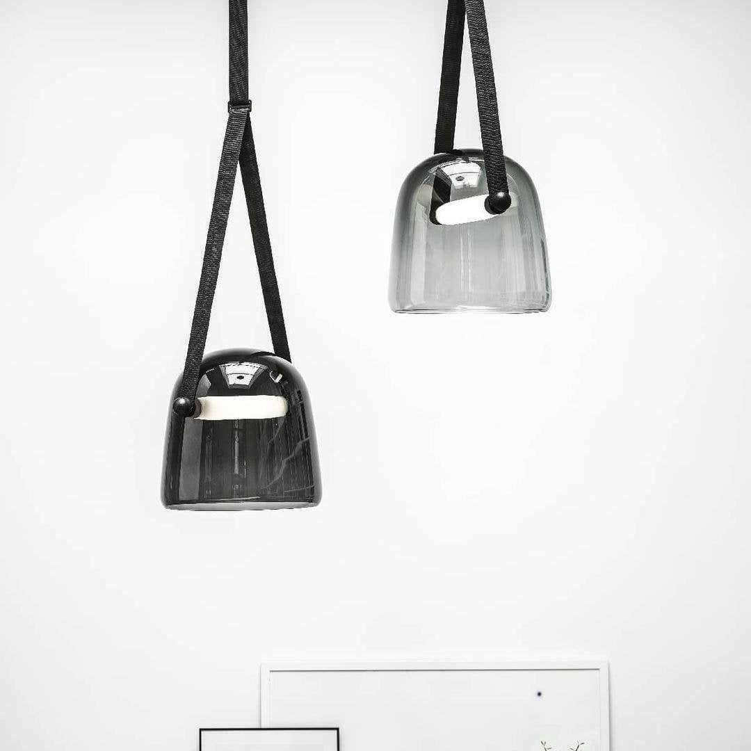 Suspension Mona Minimaliste en Métal et Verre - Éclairage LED Élégant pour Salon et Salle à Manger