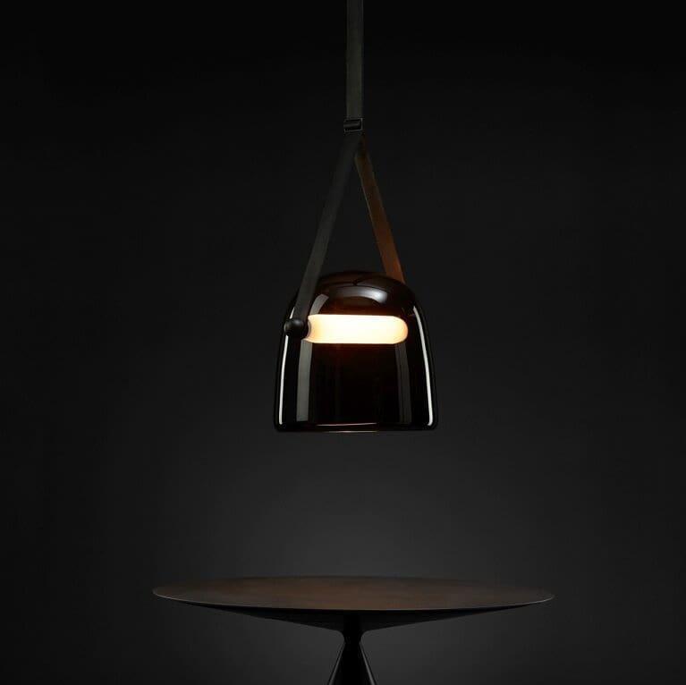 Suspension Mona Minimaliste en Métal et Verre - Éclairage LED Élégant pour Salon et Salle à Manger