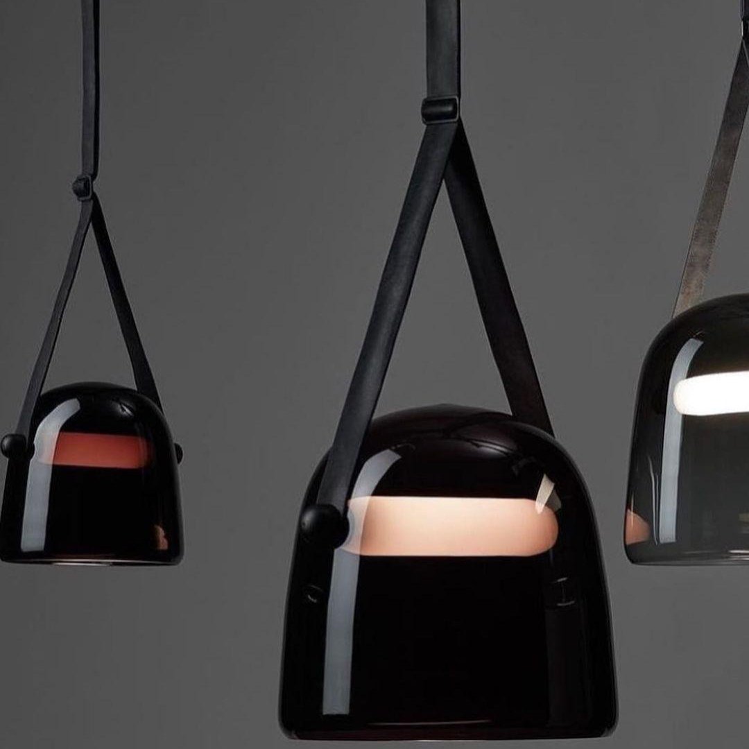 Suspension Mona Minimaliste en Métal et Verre - Éclairage LED Élégant pour Salon et Salle à Manger