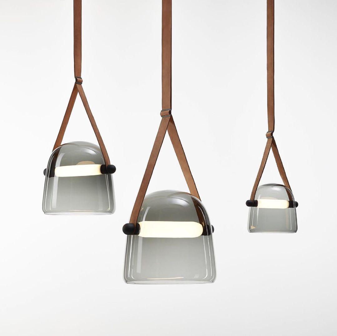 Suspension Mona Minimaliste en Métal et Verre - Éclairage LED Élégant pour Salon et Salle à Manger