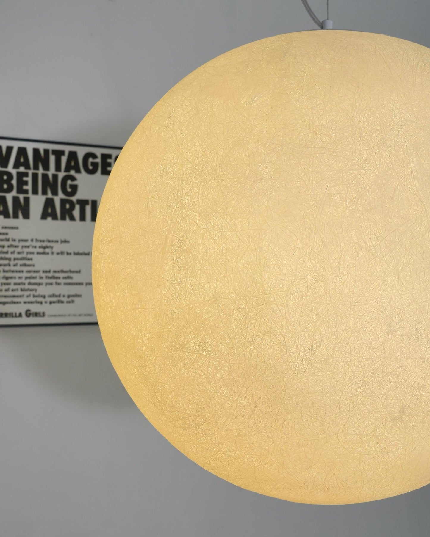 Suspension Moon LED – Éclairage Moderne et Apaisant, Design Élégant