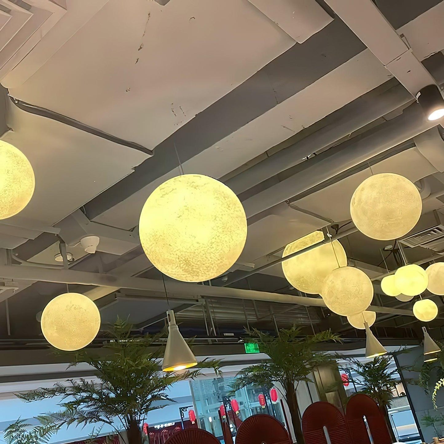 Suspension Moon LED – Éclairage Moderne et Apaisant, Design Élégant