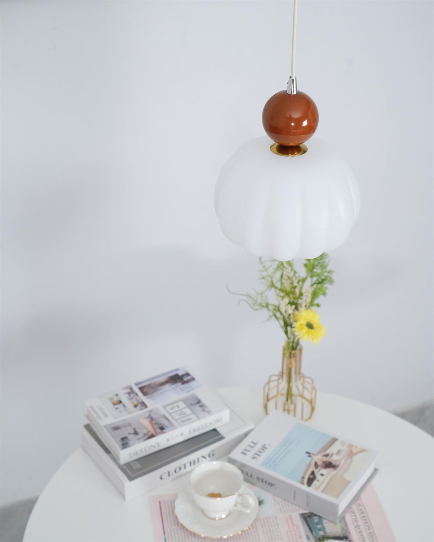 Suspension Yedra – Lampe Design Ronde en Métal et Acrylique, Éclairage Élégant pour Chambre ou Salle à Manger