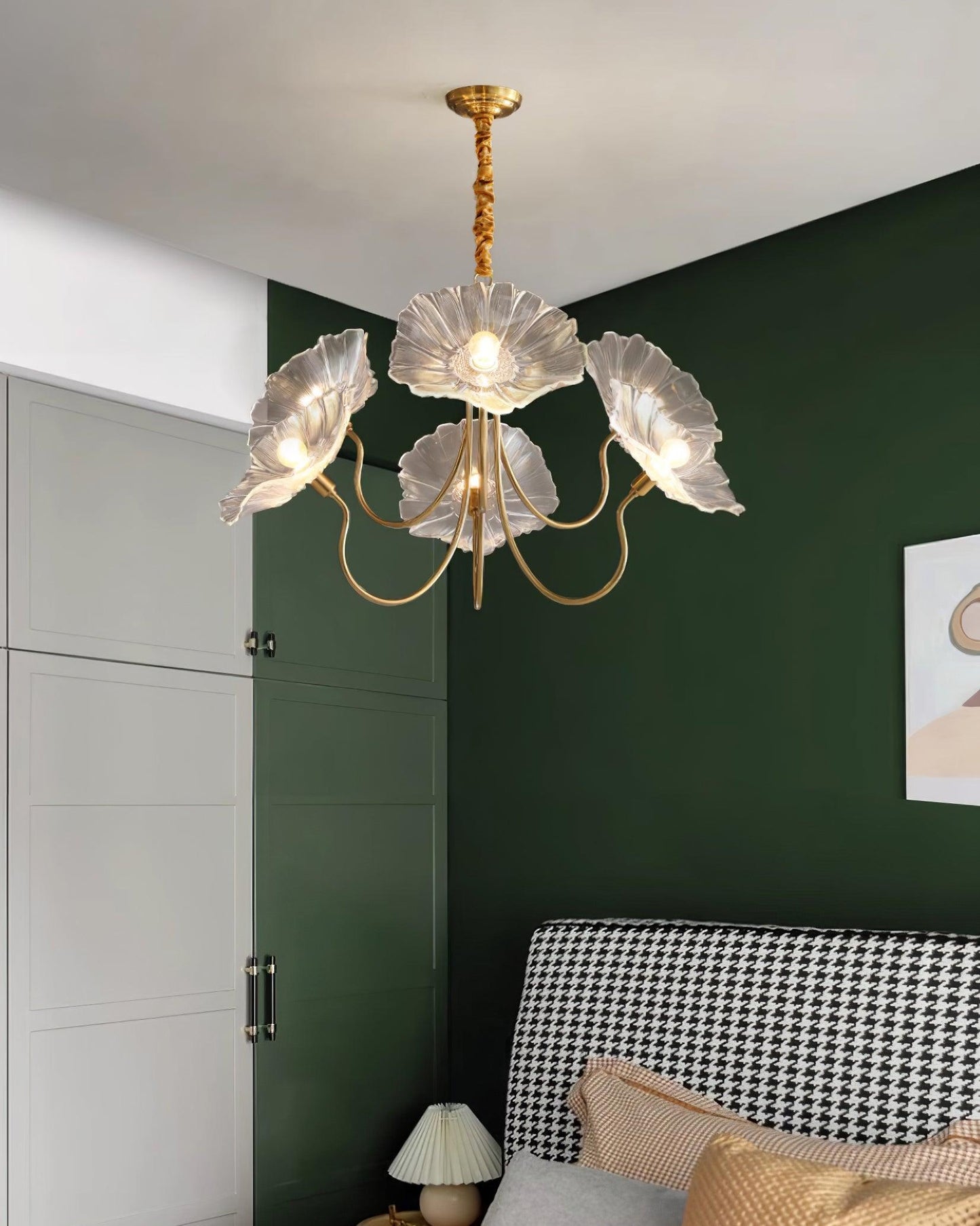 Chandelier en Verre Murano - Design Artistique et Éclairage Doux