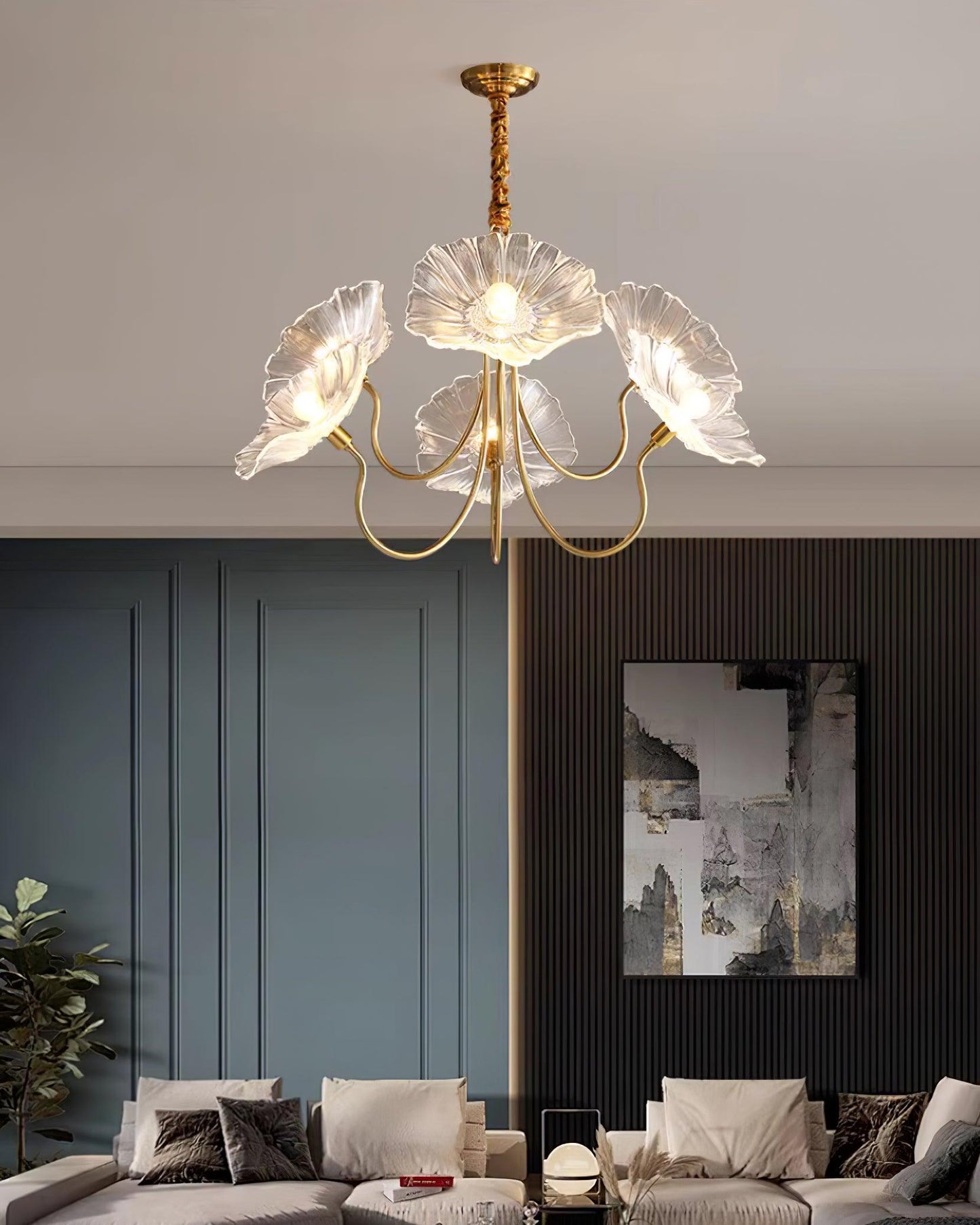 Chandelier en Verre Murano - Design Artistique et Éclairage Doux