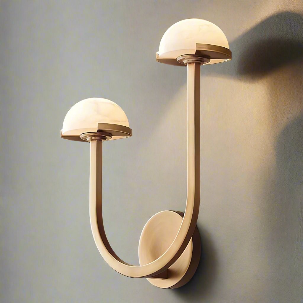 Applique Pilz Alabaster – Lampe Murale Organique en Alabastre et Laiton