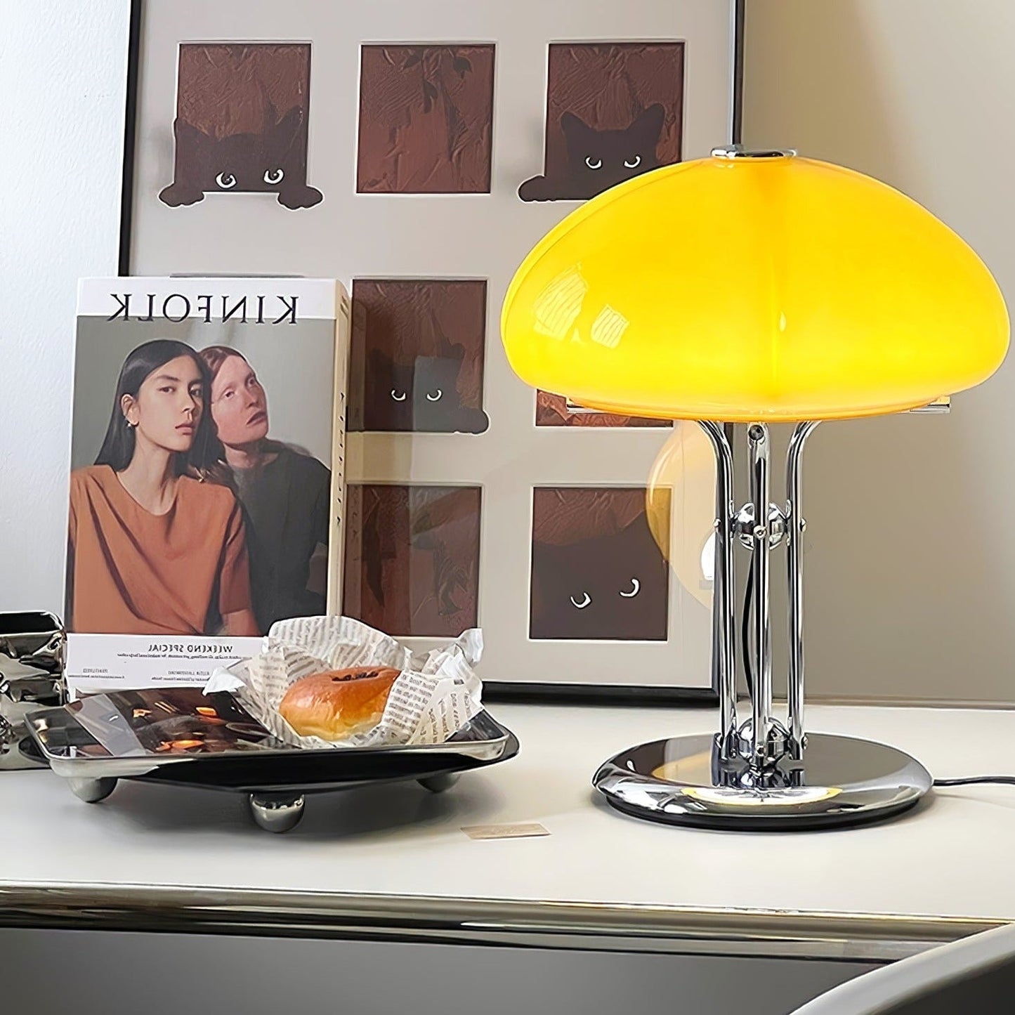 Lampe de Table Pilz Bauhaus – Design Moderne avec Abat-jour en Verre Amber