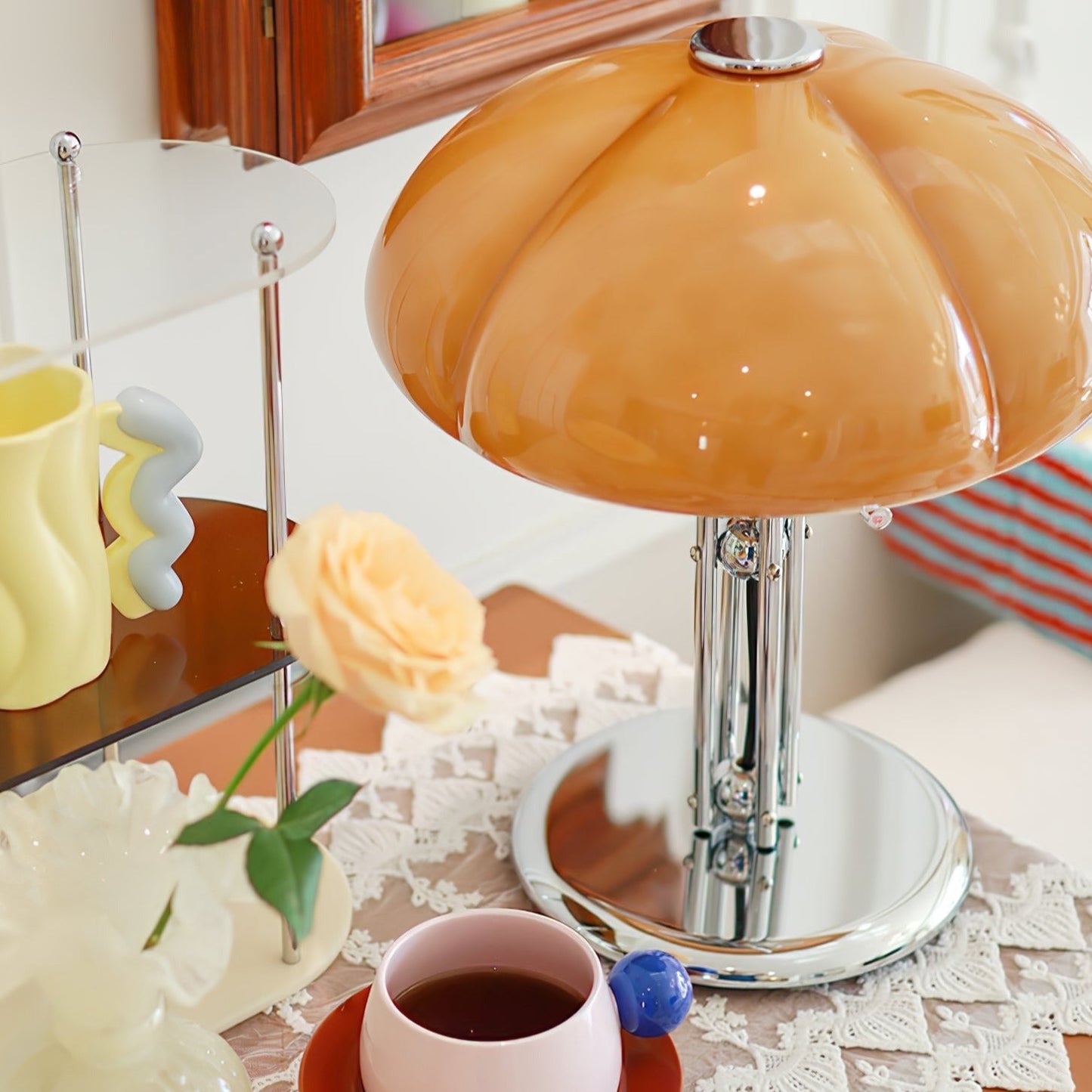 Lampe de Table Pilz Bauhaus – Design Moderne avec Abat-jour en Verre Amber