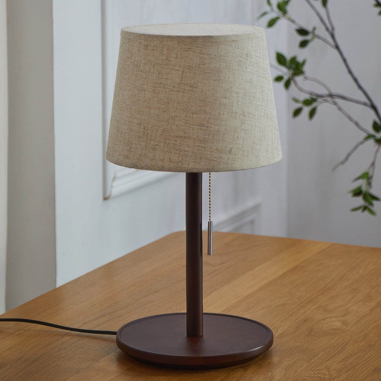 Lampe Gentle Glow Nordic Walnut - Éclairage Naturel et Apaisant en Bois et Tissu