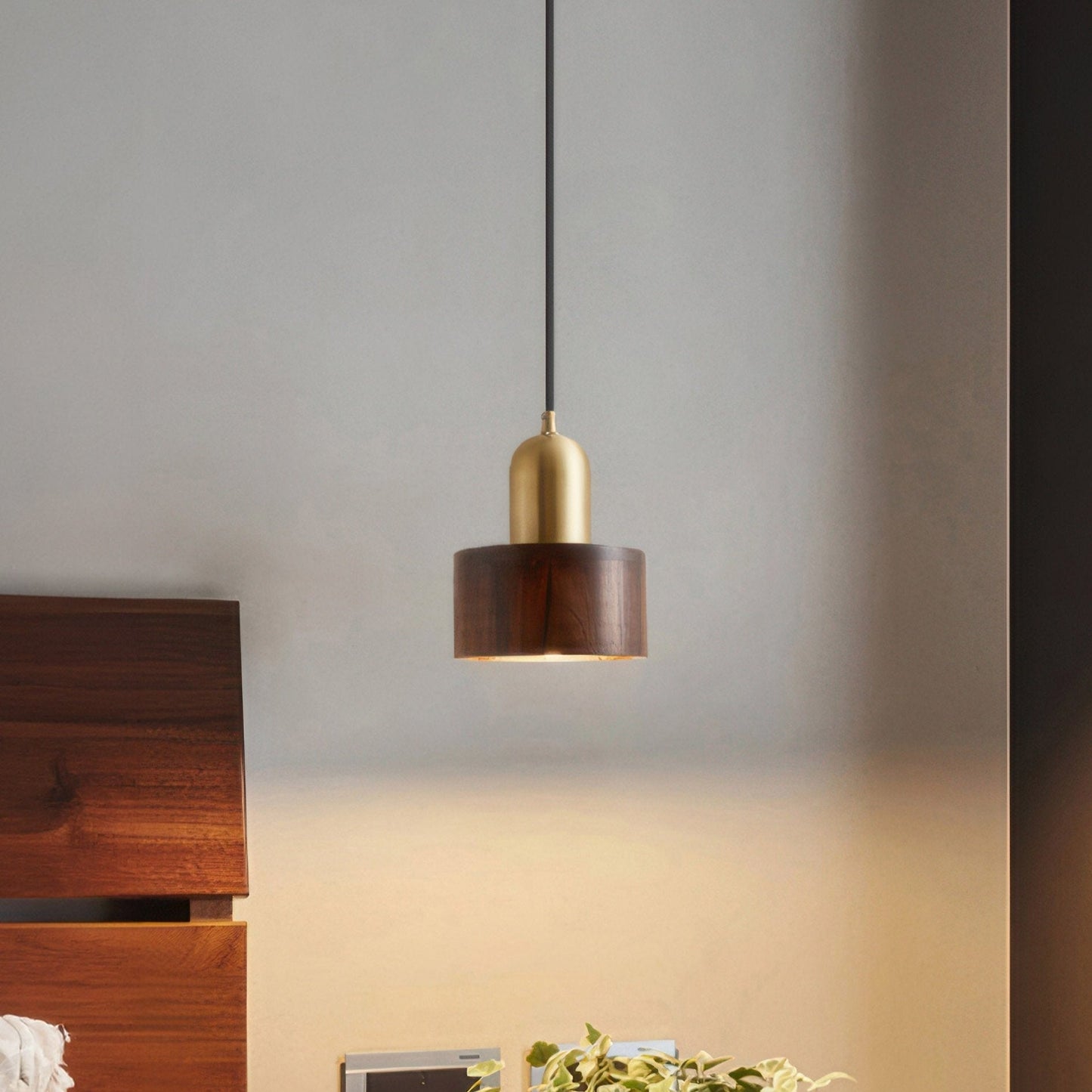 Suspension Cylinder – Lampe Moderne en Laiton et Bois avec Éclairage LED