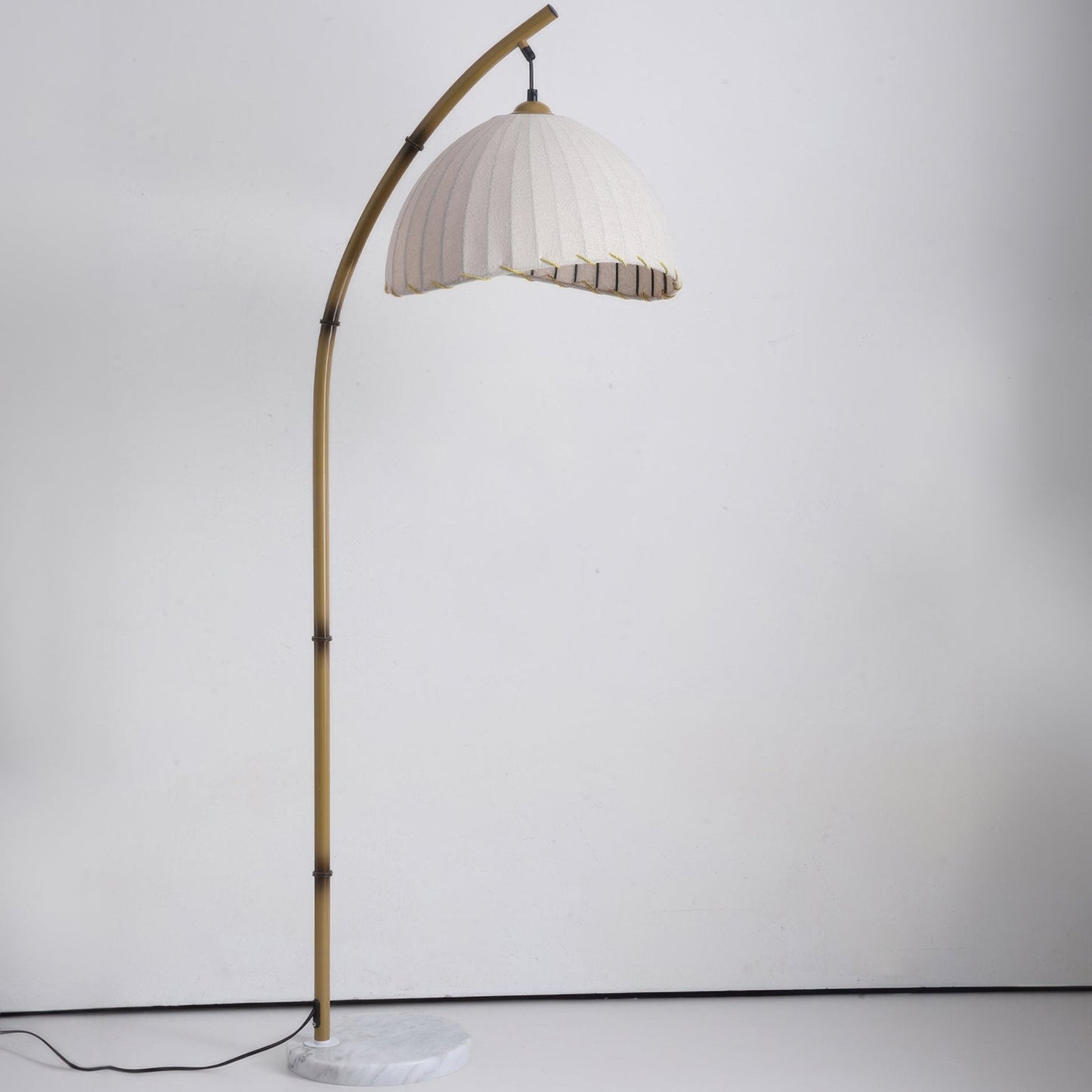 Lampe sur Pied Bamboo Zen – Éclairage Naturel LED Design Culturel