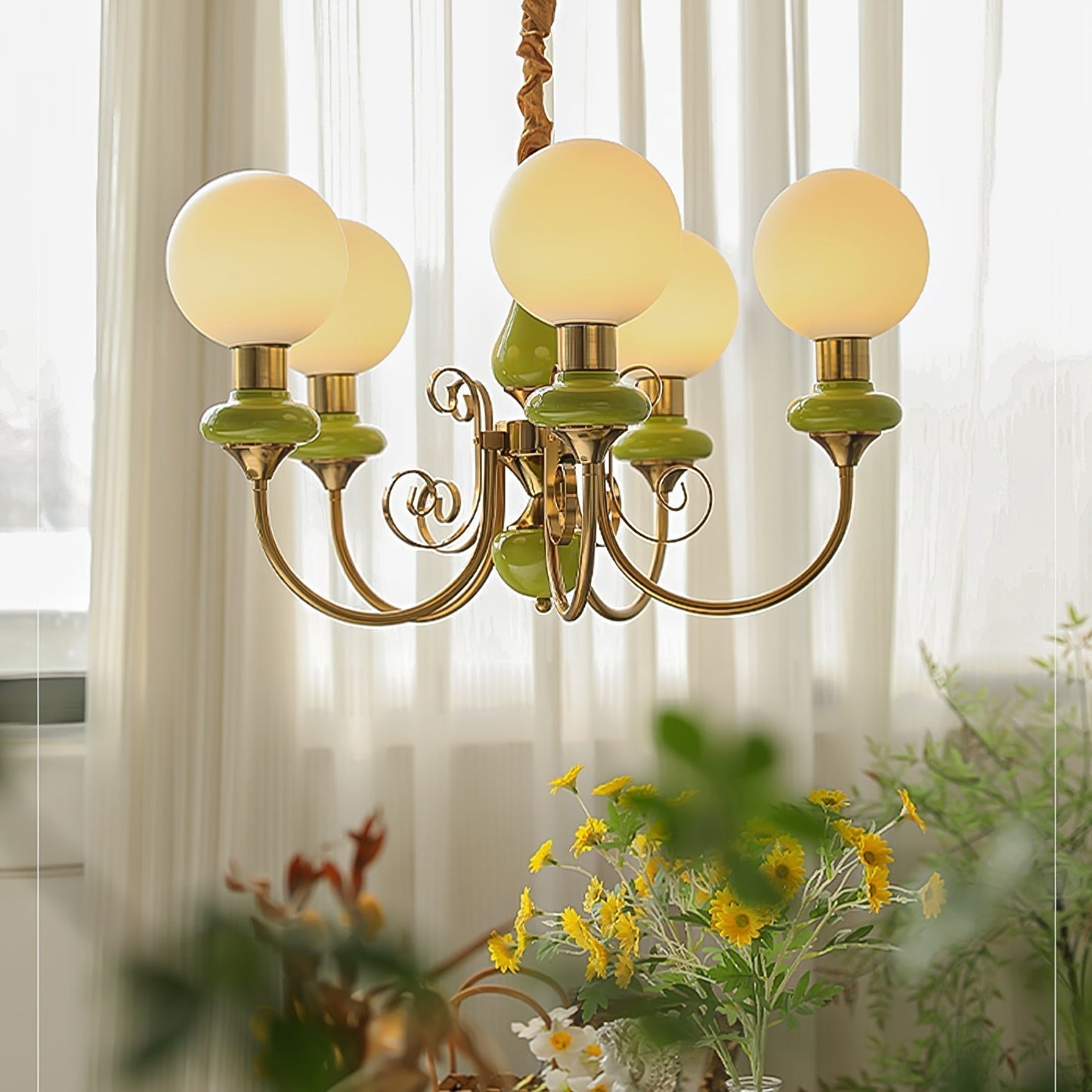 Chandelier Onyx Moderne – Luminaire Élégant en Métal et Verre pour Salon et Salle à Manger